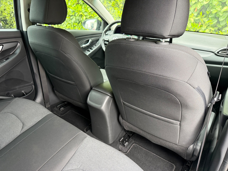 Hyundai i30 1.0 T-GDi MHEV Comfort Smart |CARPLAY|CAMERA|NAVI — photo 12
