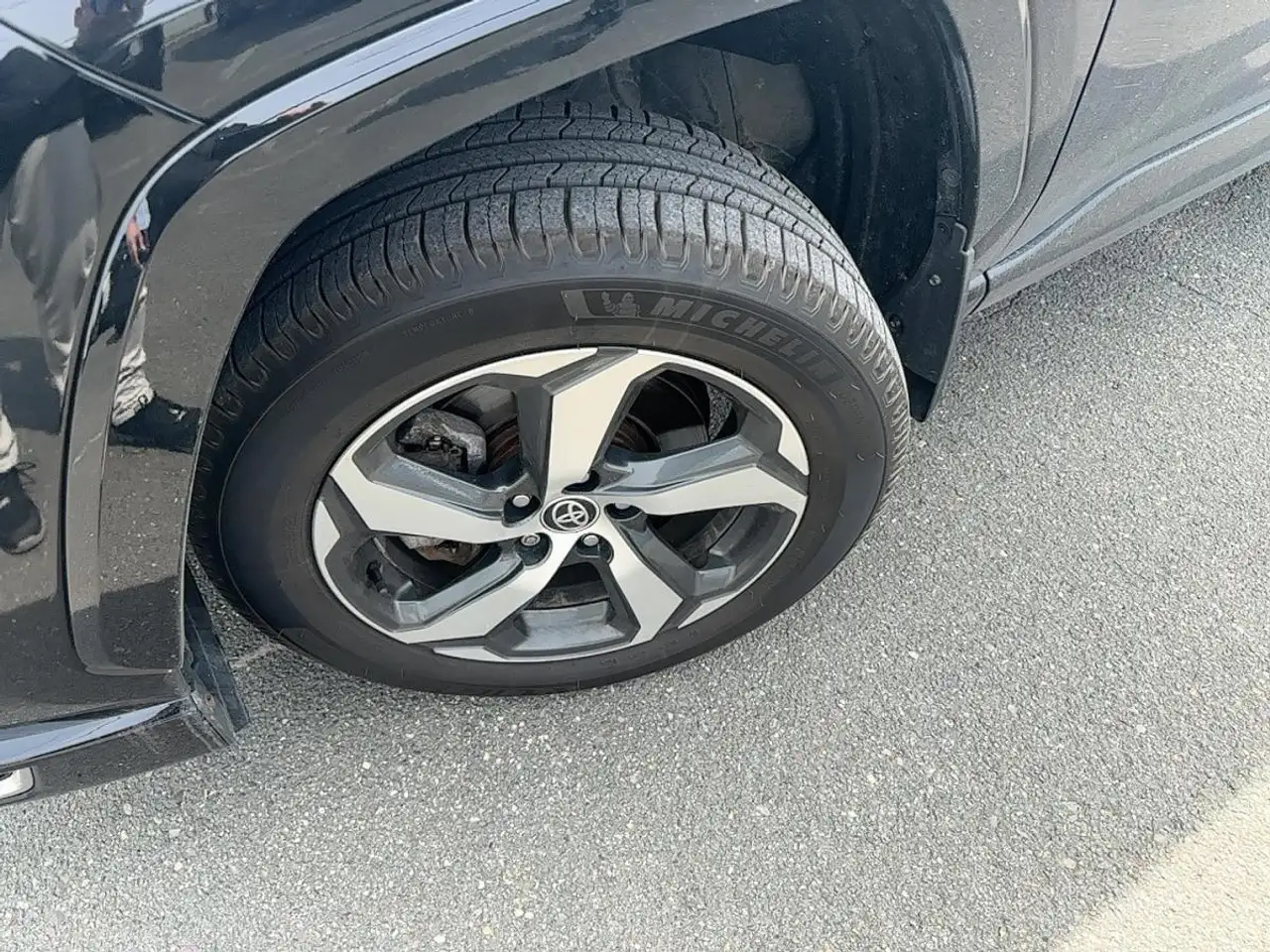 Toyota RAV 4 Prime снимка Toyota RAV 4 Prime