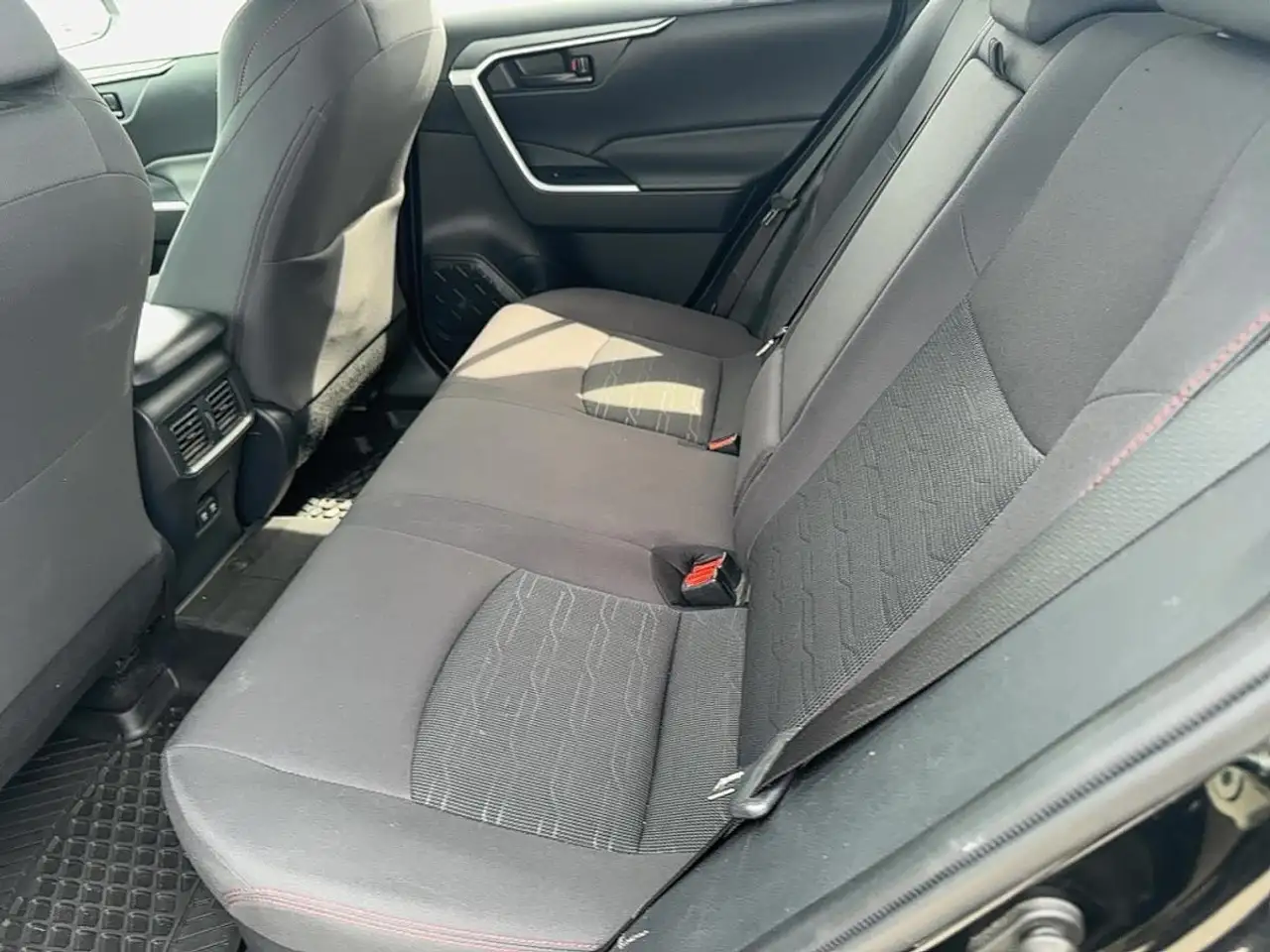 Toyota RAV 4 Prime снимка Toyota RAV 4 Prime