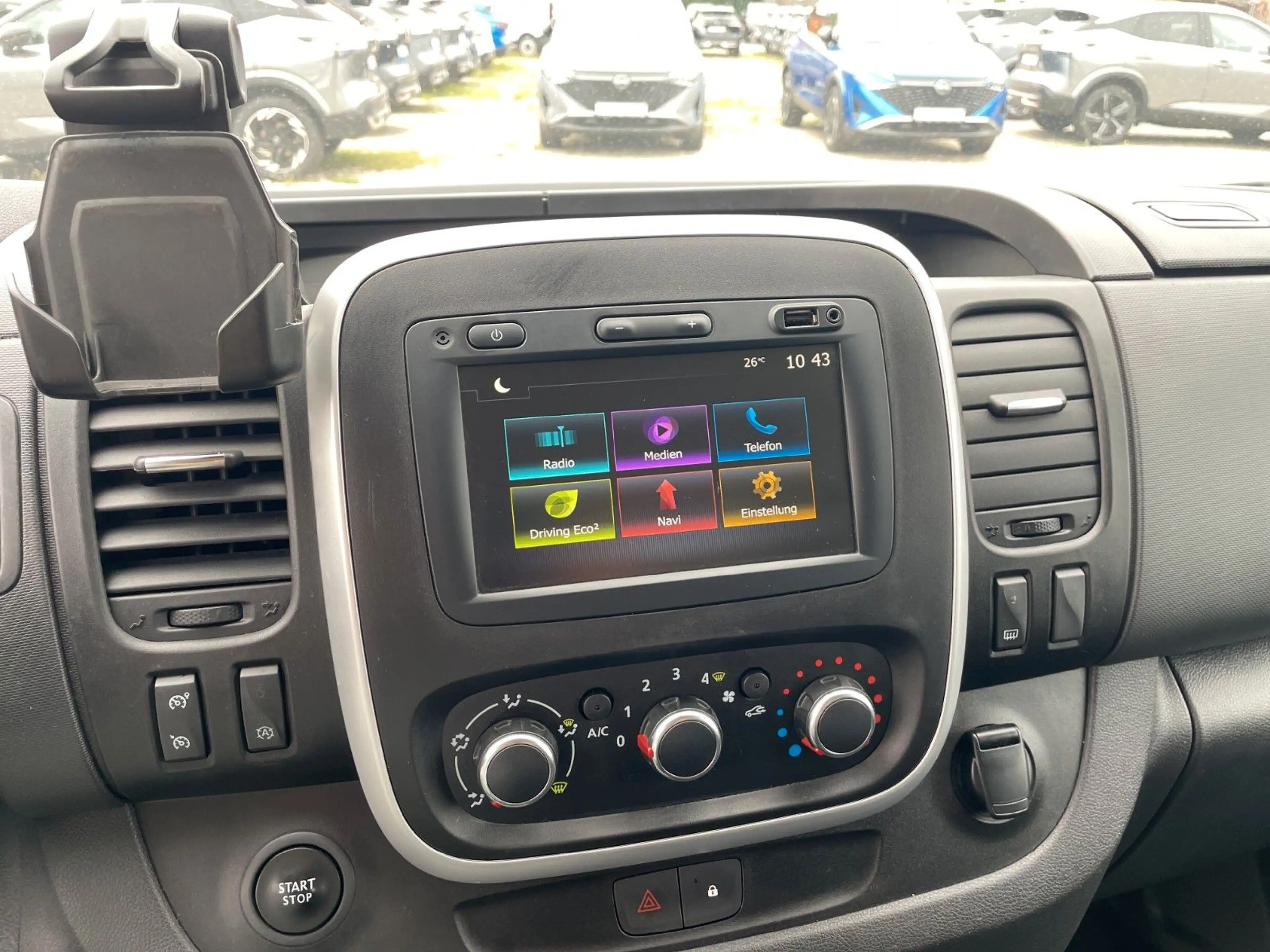Nissan NV300 L1H1 2,9 dCi 145 DCT Automatik - Comfort — photo 11