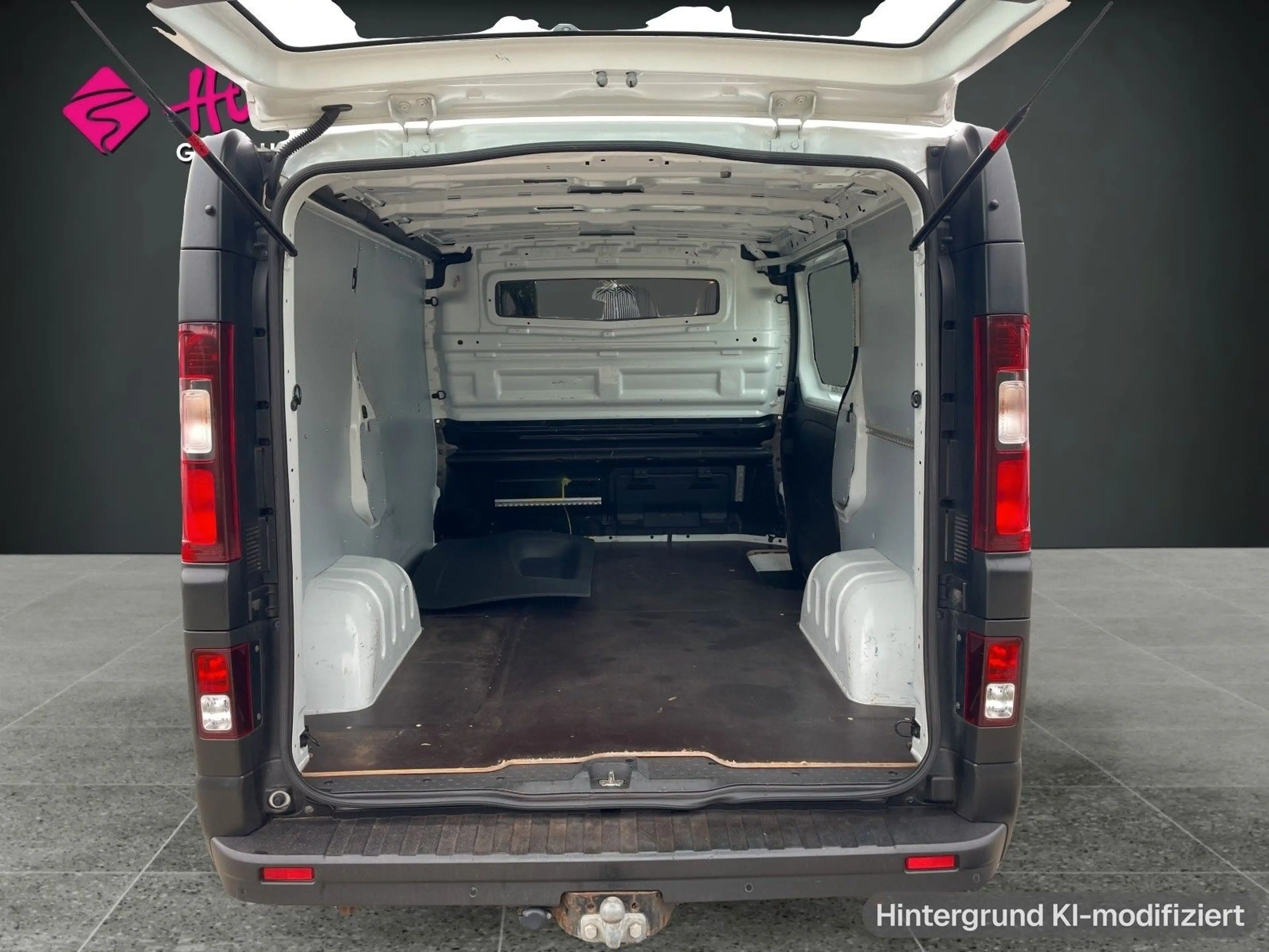 Nissan NV300 L1H1 2,9 dCi 145 DCT Automatik - Comfort — photo 9