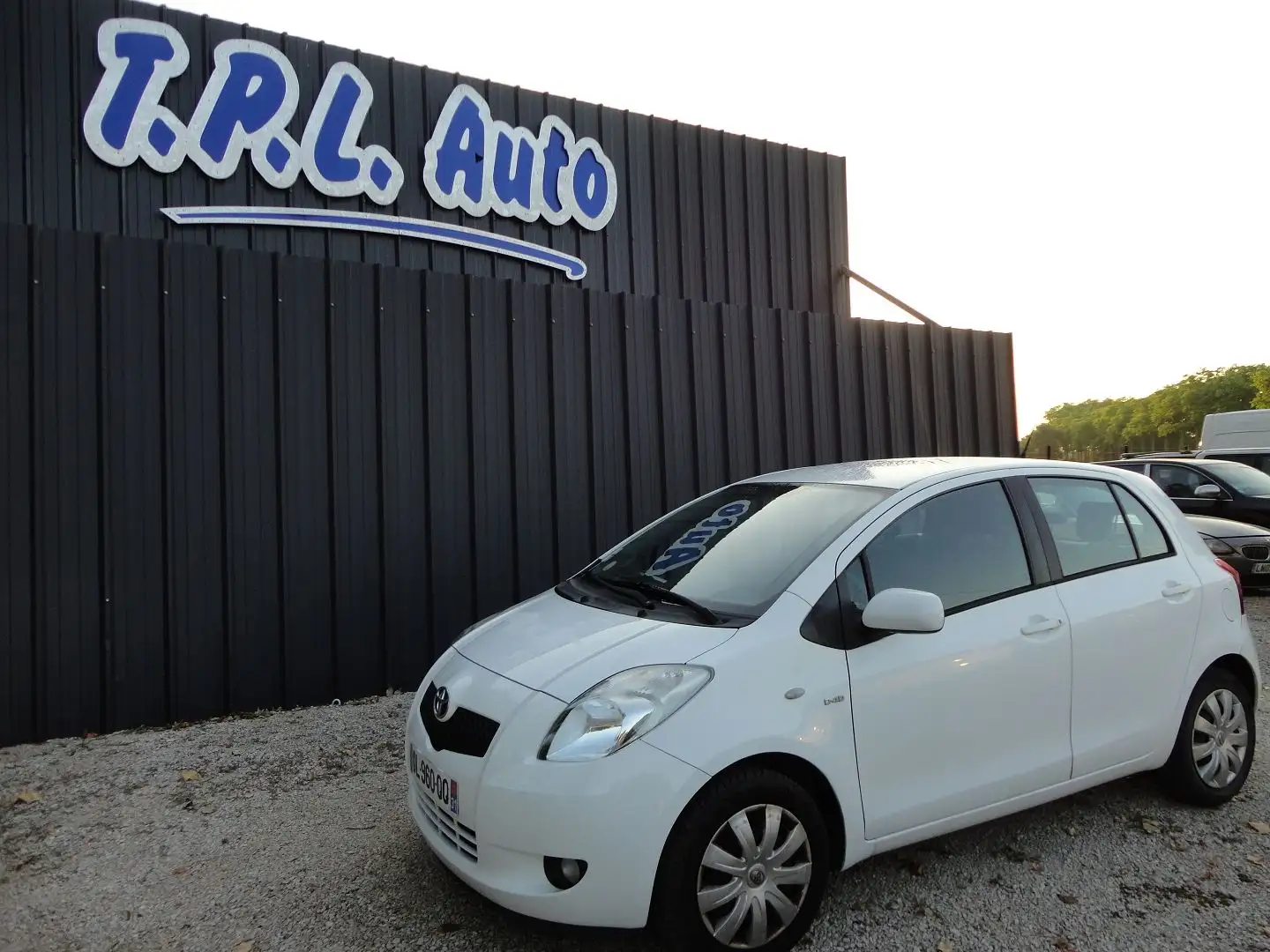 Toyota Yaris 90 D-4D LIMITED EDITION 5P Blanc - 1