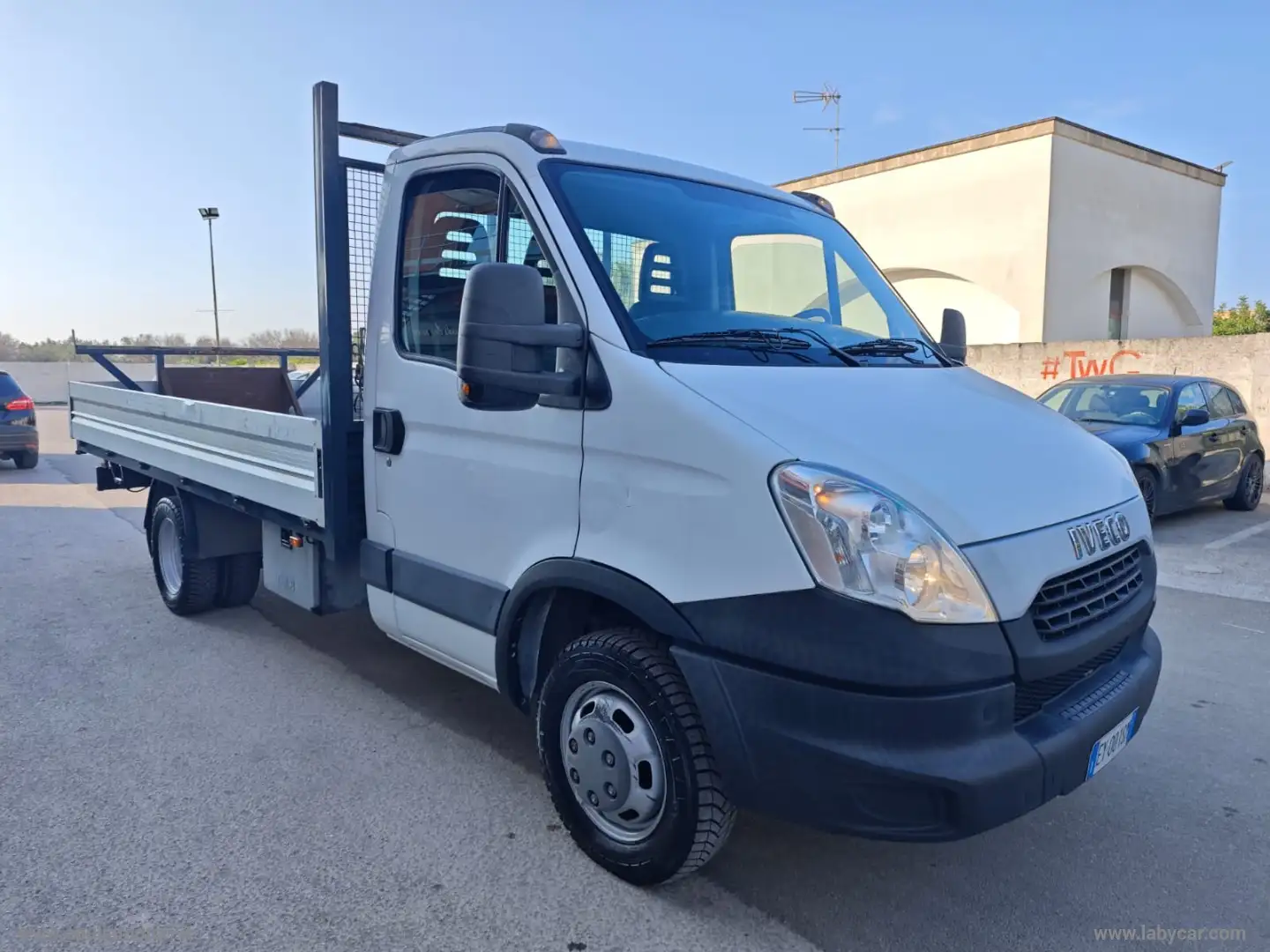 Iveco Daily IVECO DAILY 35 C11 CASSONE FISSO 2015 Biały - 1