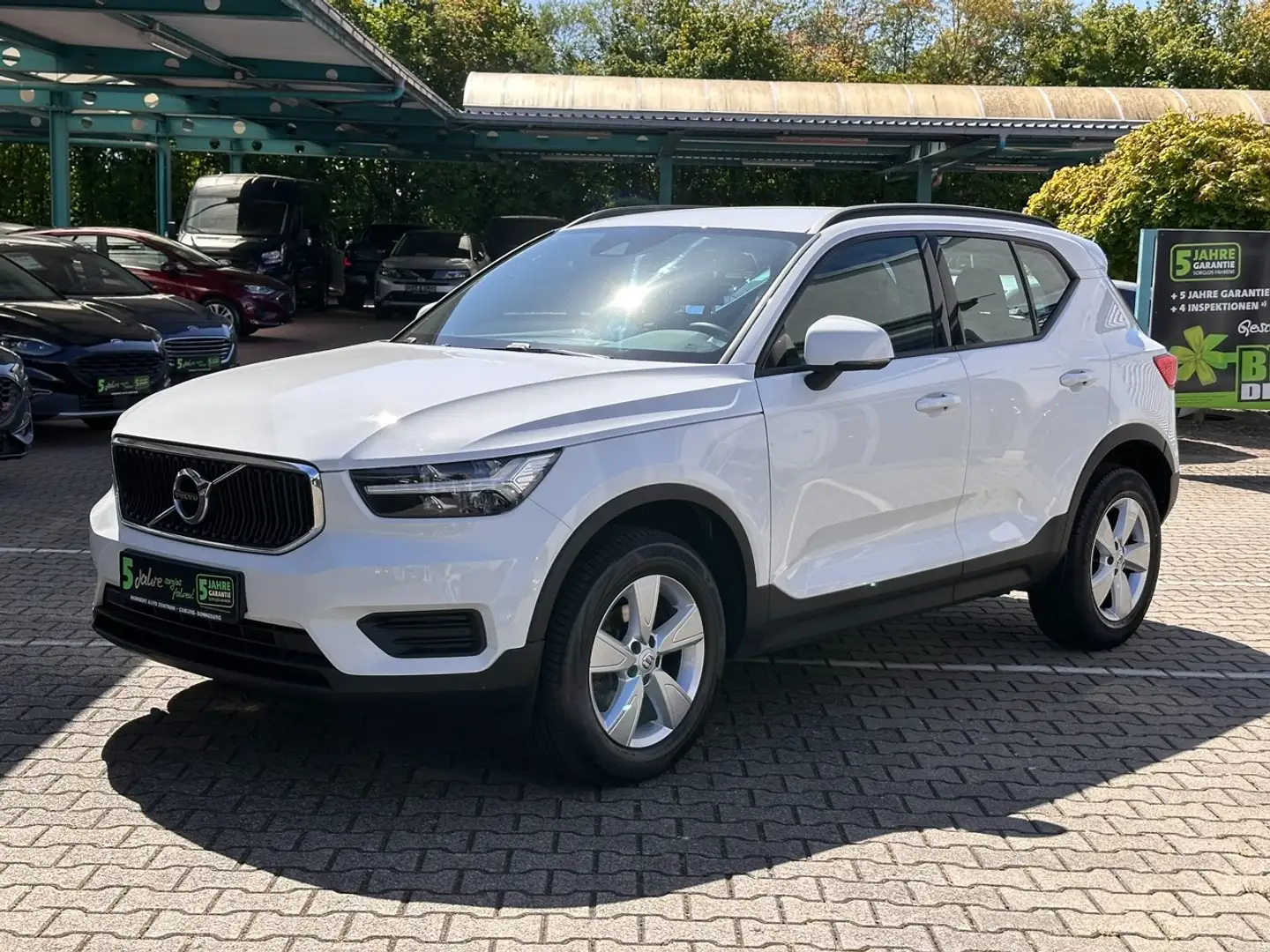 Volvo XC40 D3 2WD *Sitzh.*Navi*LED*Tempomat*LM* Blanco - 2