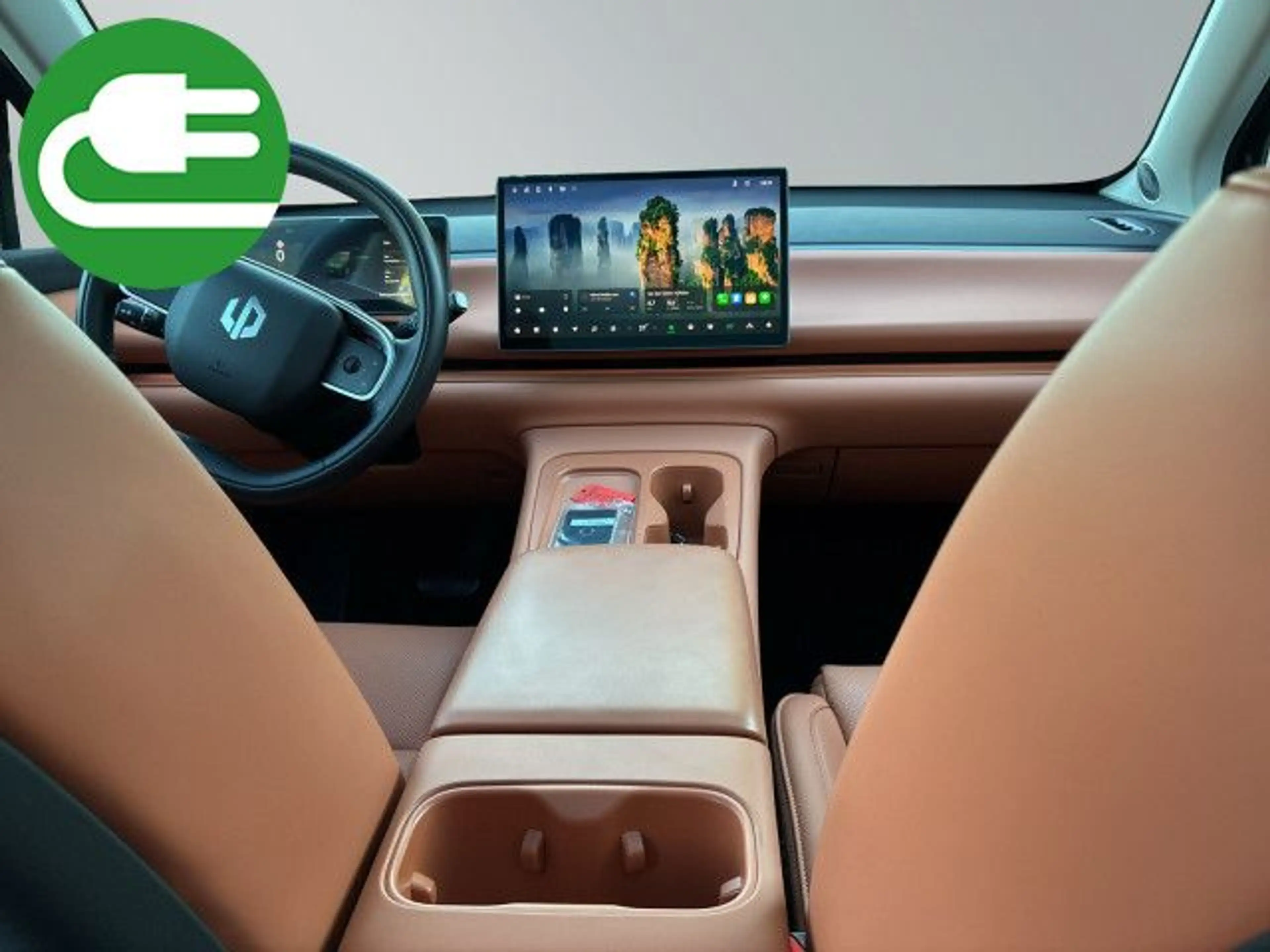 Leapmotor C10 Desgin PHEV Bluetooth Navi LED Vollleder Klima — photo 13