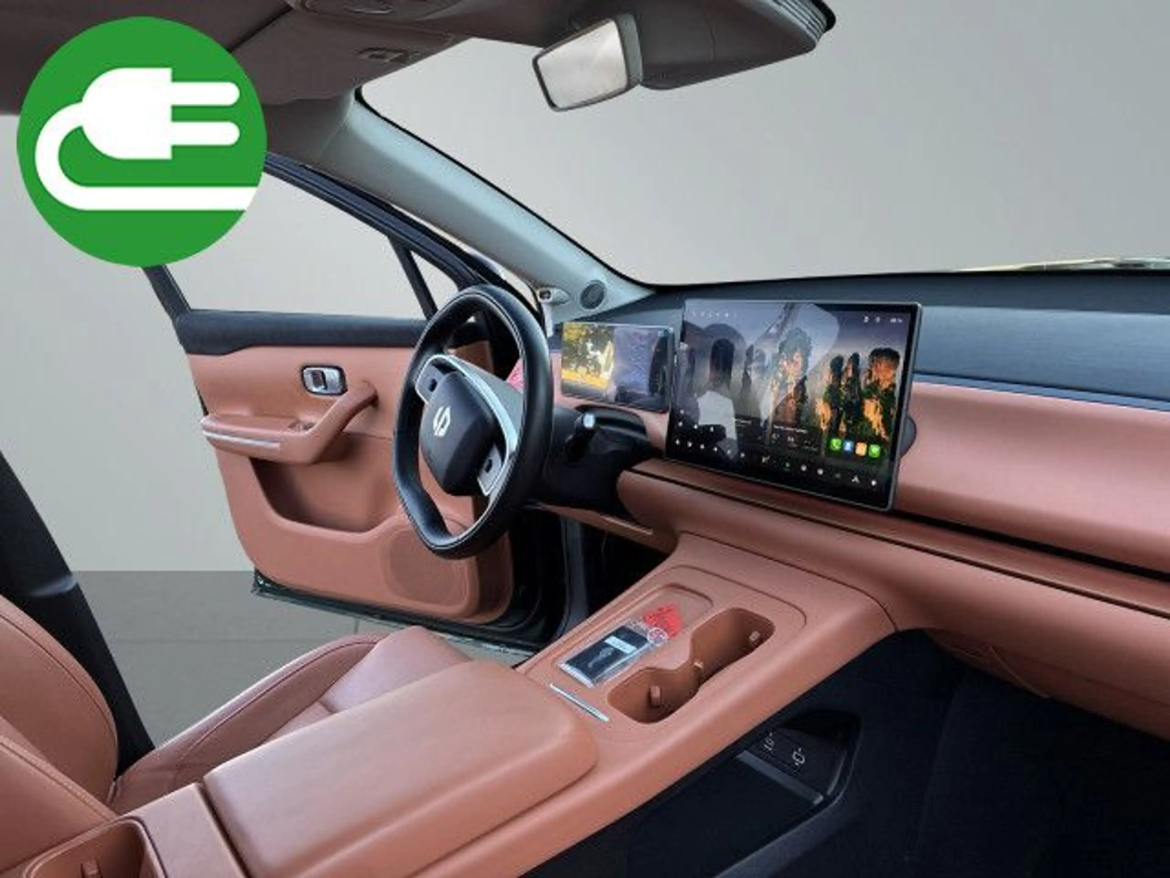 Leapmotor C10 Desgin PHEV Bluetooth Navi LED Vollleder Klima — photo 11