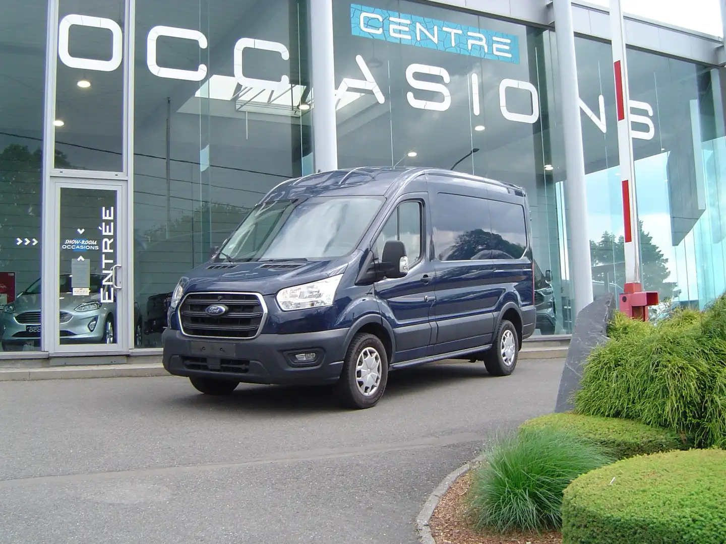 Ford Transit 2T TREND L2 H2 + GPS . PROBLEME BOITE VITESSES .. Blauw - 1