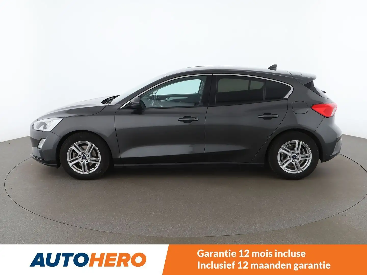 Ford Focus 1.0 EcoBoost Cool&Connect siva - 2