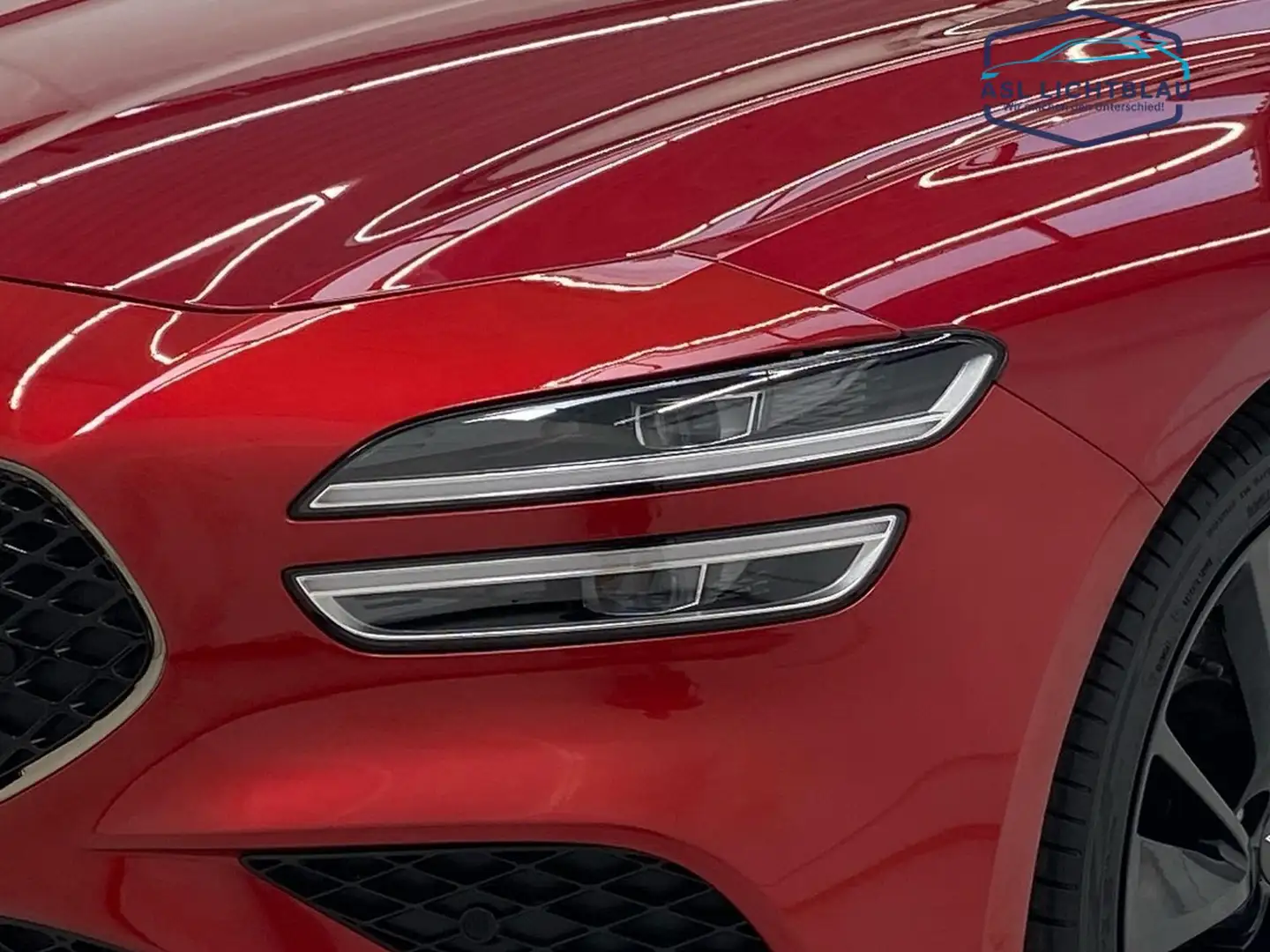 Genesis G70 Shooting Brake 2.0T RWD Sport Line  Innovation Pack & Comfort ... Rojo - 2