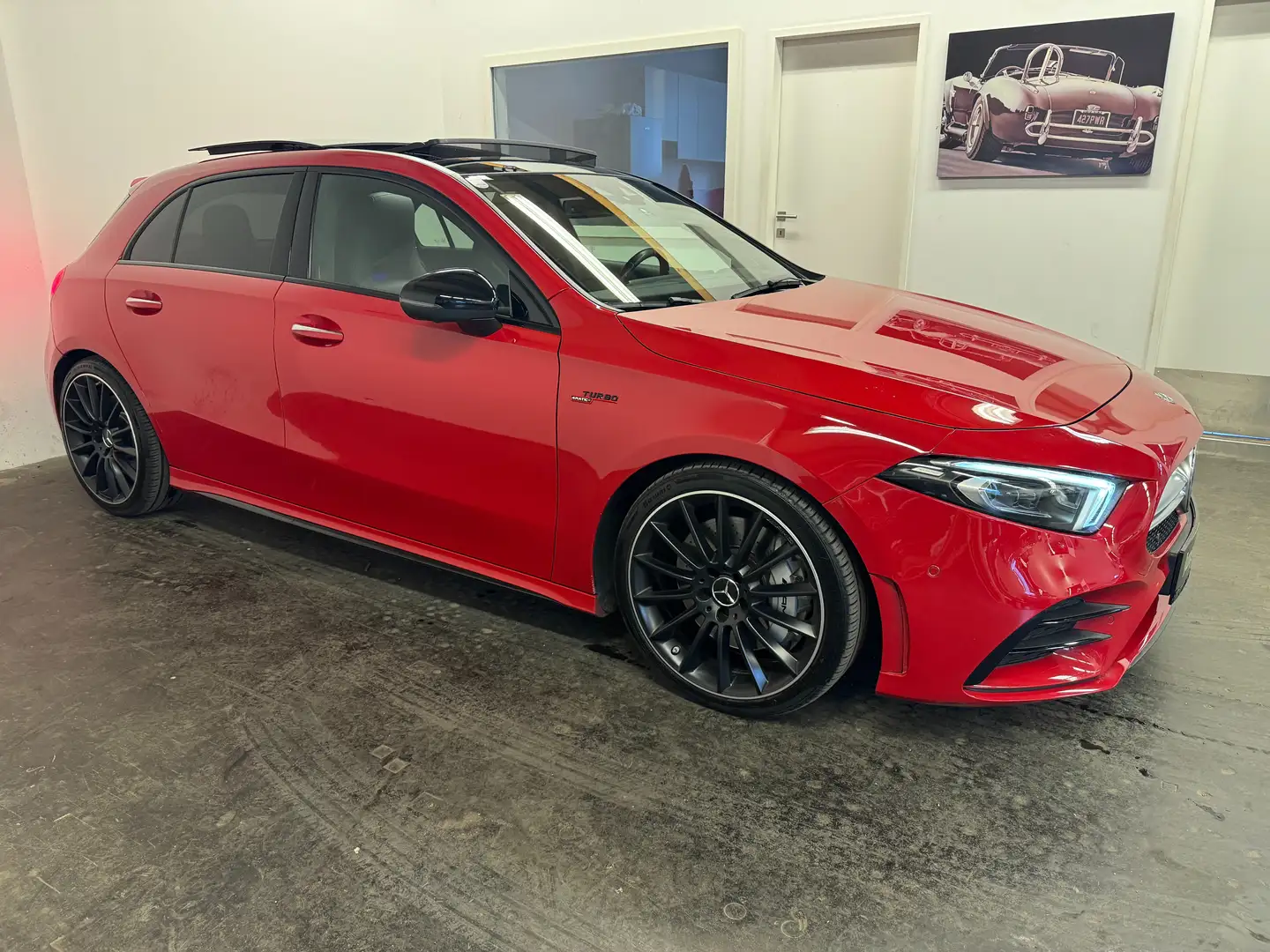Mercedes-Benz A 35 AMG A 35 AMG 4MATIC Multibeam/Pano/HUD/Burmester/360 Rojo - 2