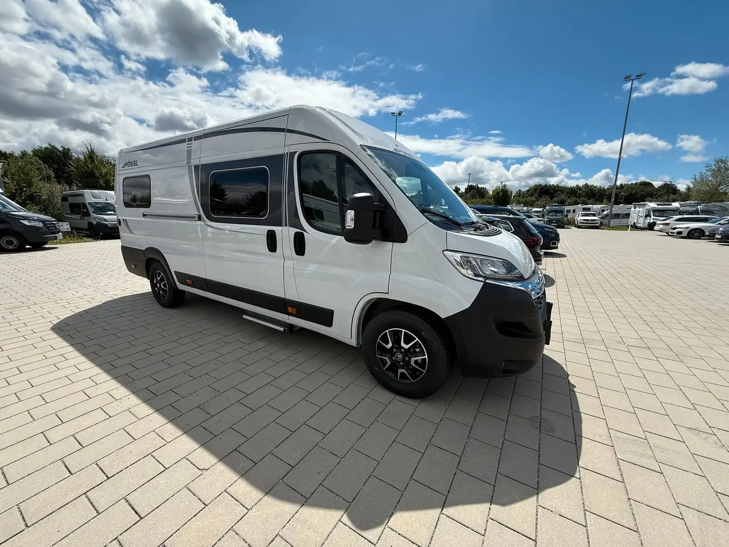 Pössl D-Line Roadcruiser Wit - 1