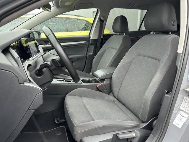 Volkswagen Golf view 9