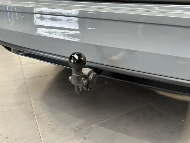 Volkswagen Golf view 7
