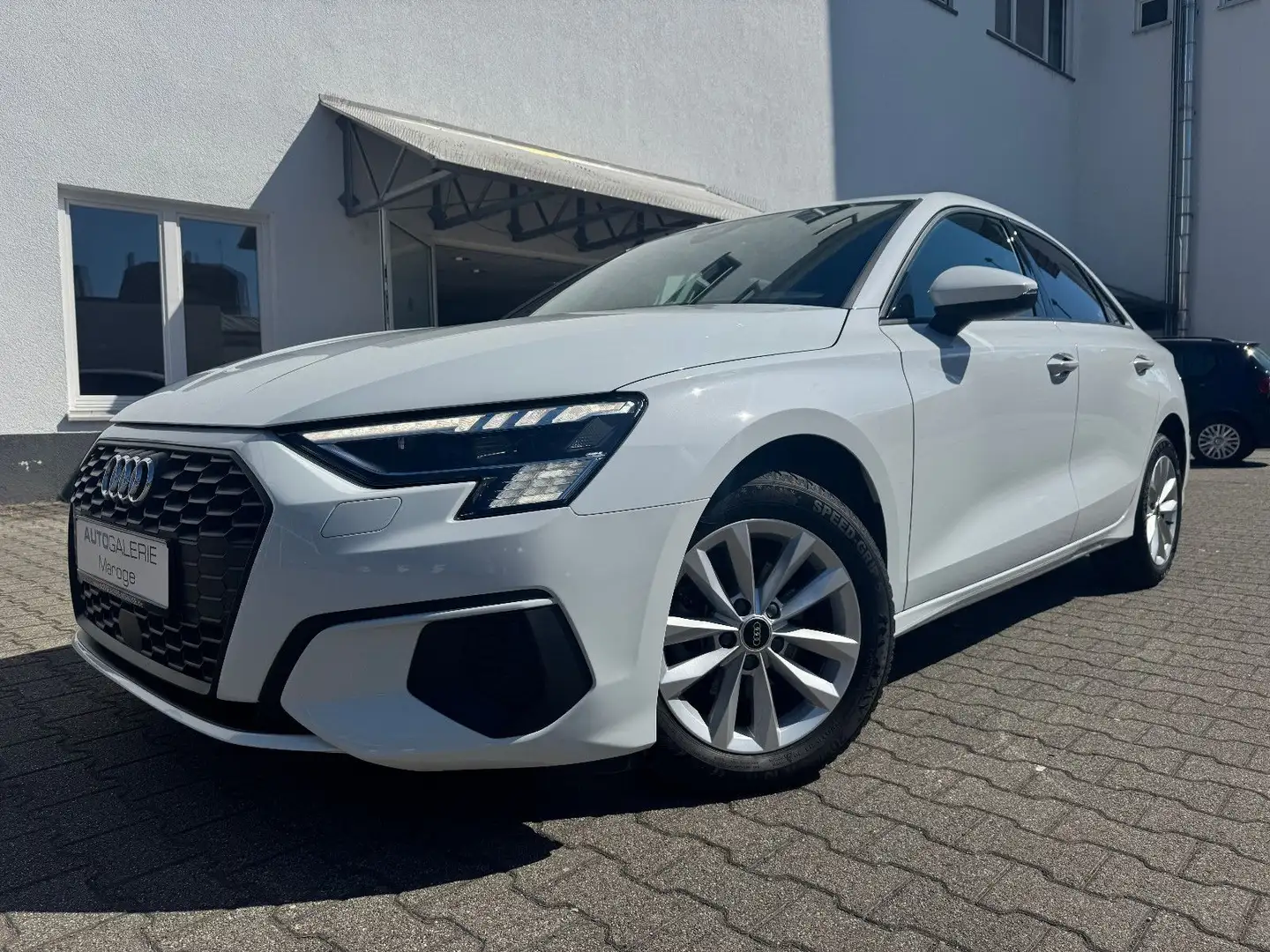 Audi A3 Limo 30 TDI S tronic MATRIX/NAVI/ACC/VIRTUAL Blanc - 1