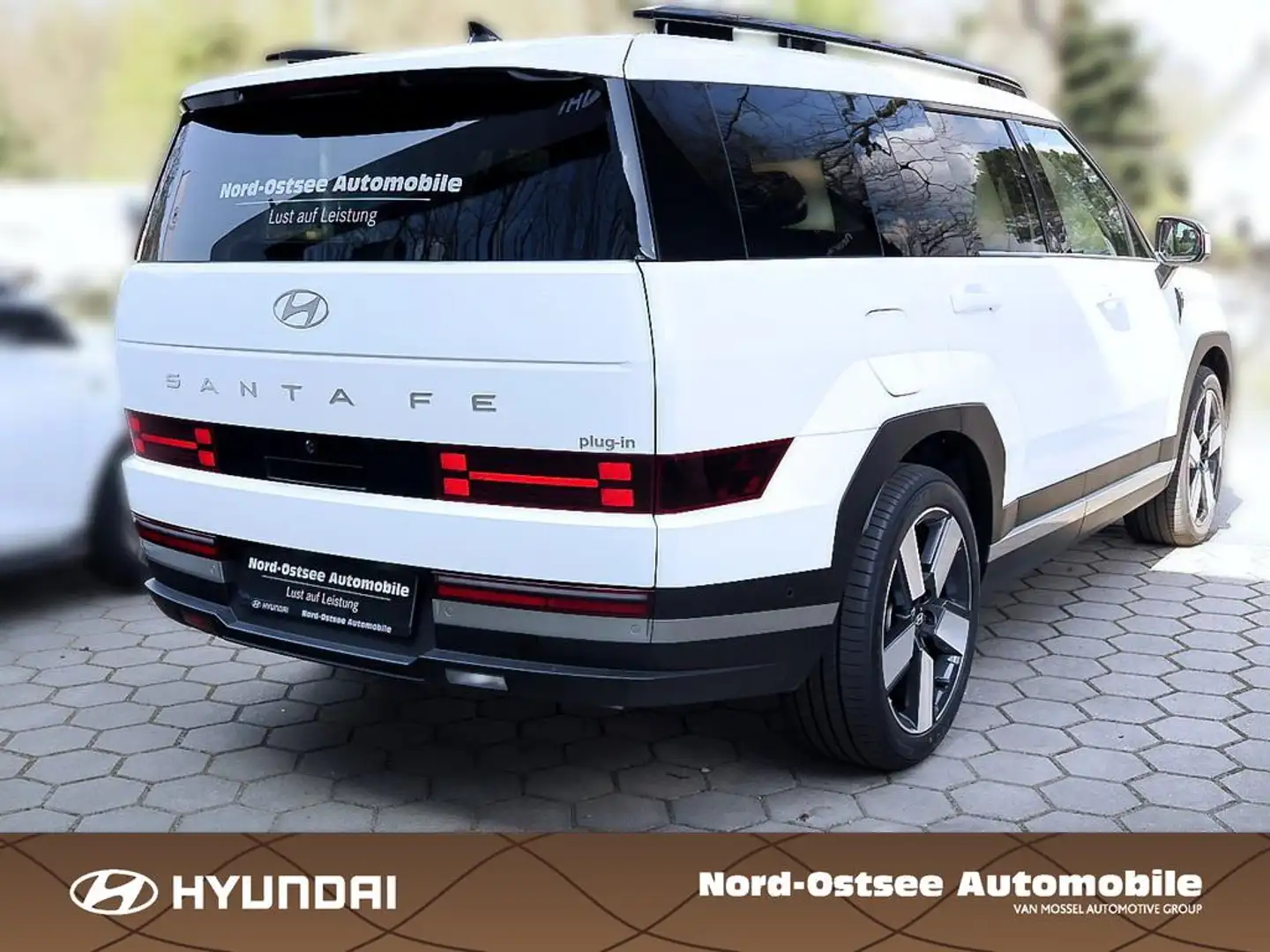 Hyundai SANTA FE PHEV SIGNATURE Weiß - 2