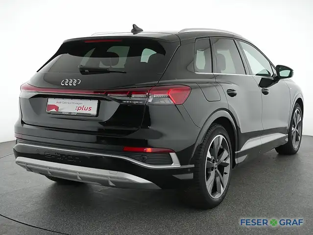 Audi Q4 E-Tron view 4