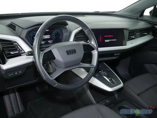 Audi Q4 E-Tron view 8