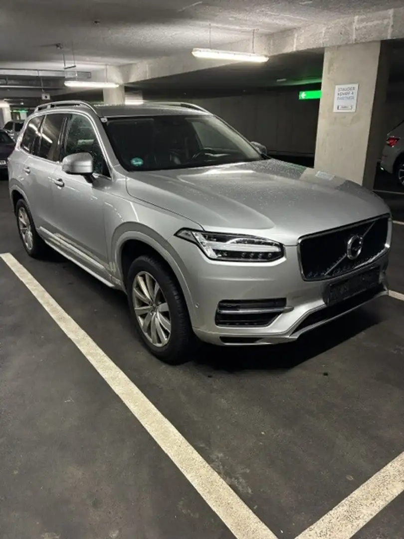 Volvo XC90 D5 AWD Momentum Grau - 2