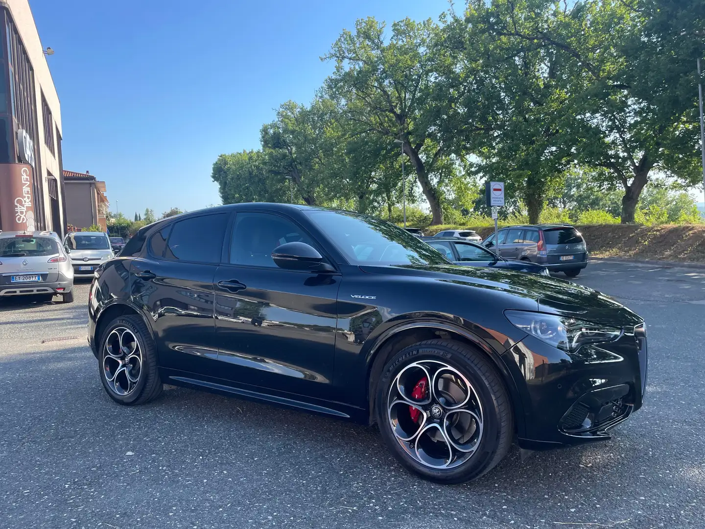 Alfa Romeo Stelvio 2023 2.2 t Veloce Q4 210cv auto Zwart - 1