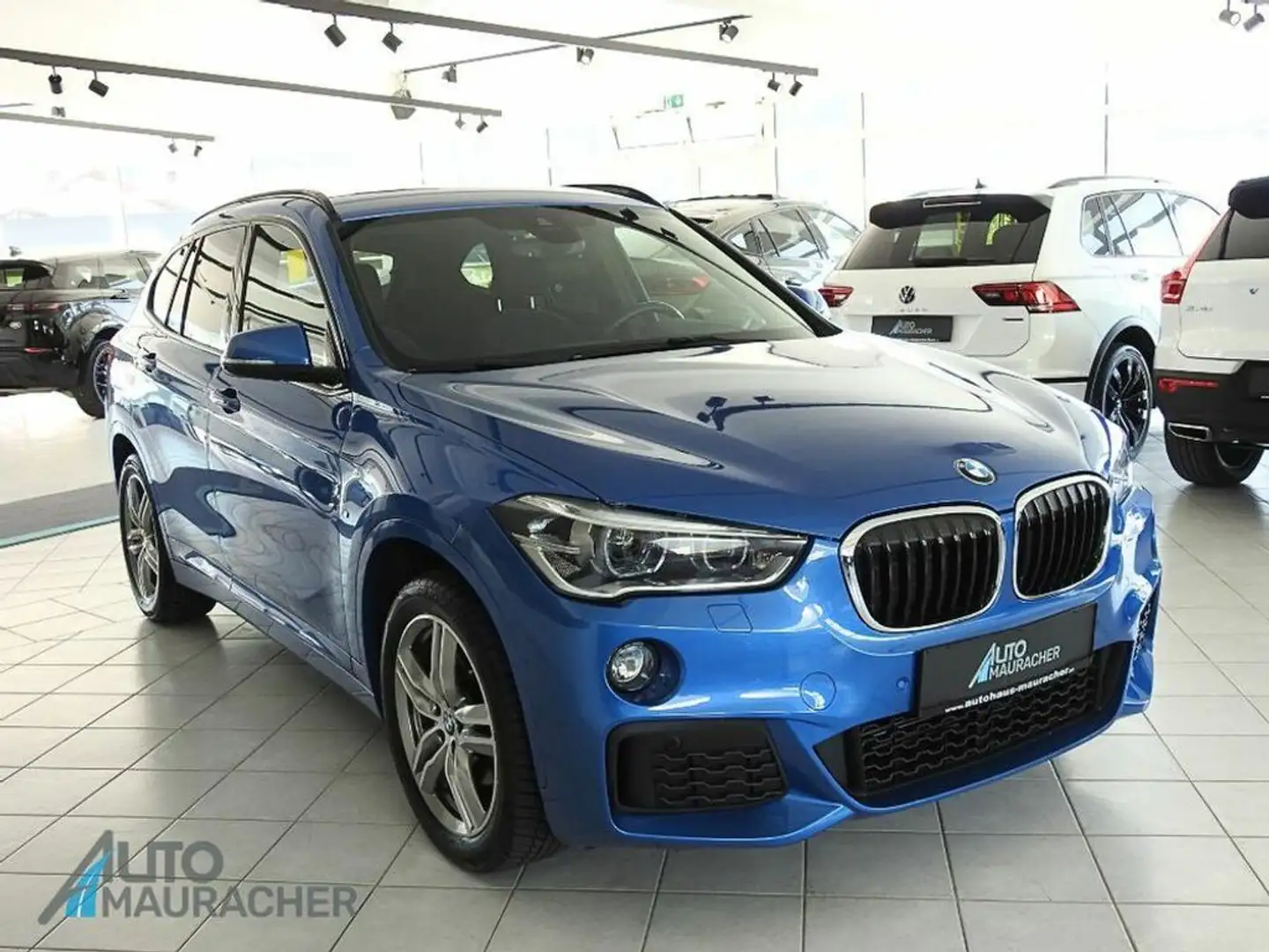 BMW X1 xDrive18d M Sport Aut.*LED*AHK*KAMERA* Azul - 2