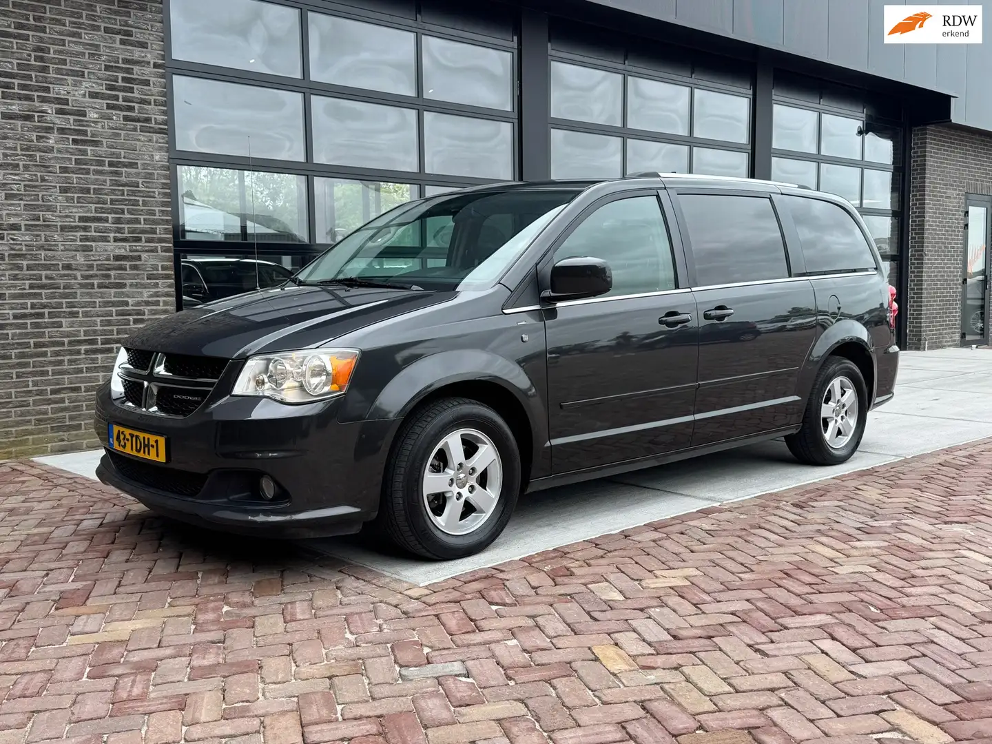 Dodge Grand Caravan 3.6 V6 | 7.P | Leer | Camera | Trekhaak | Noir - 1