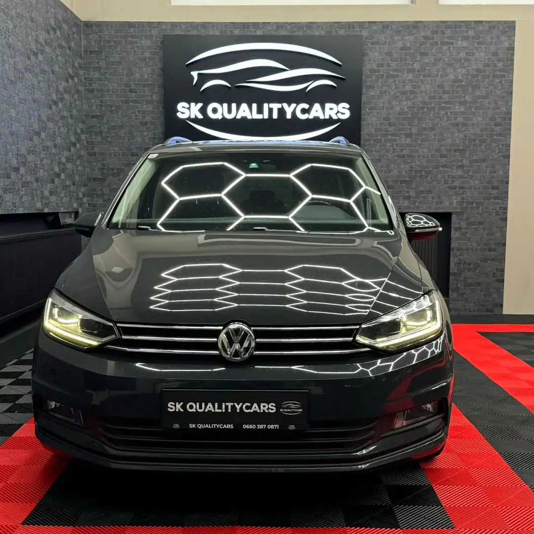 Volkswagen Touran 2.0 TDI BlueMotionTech Comfortline Grau - 2