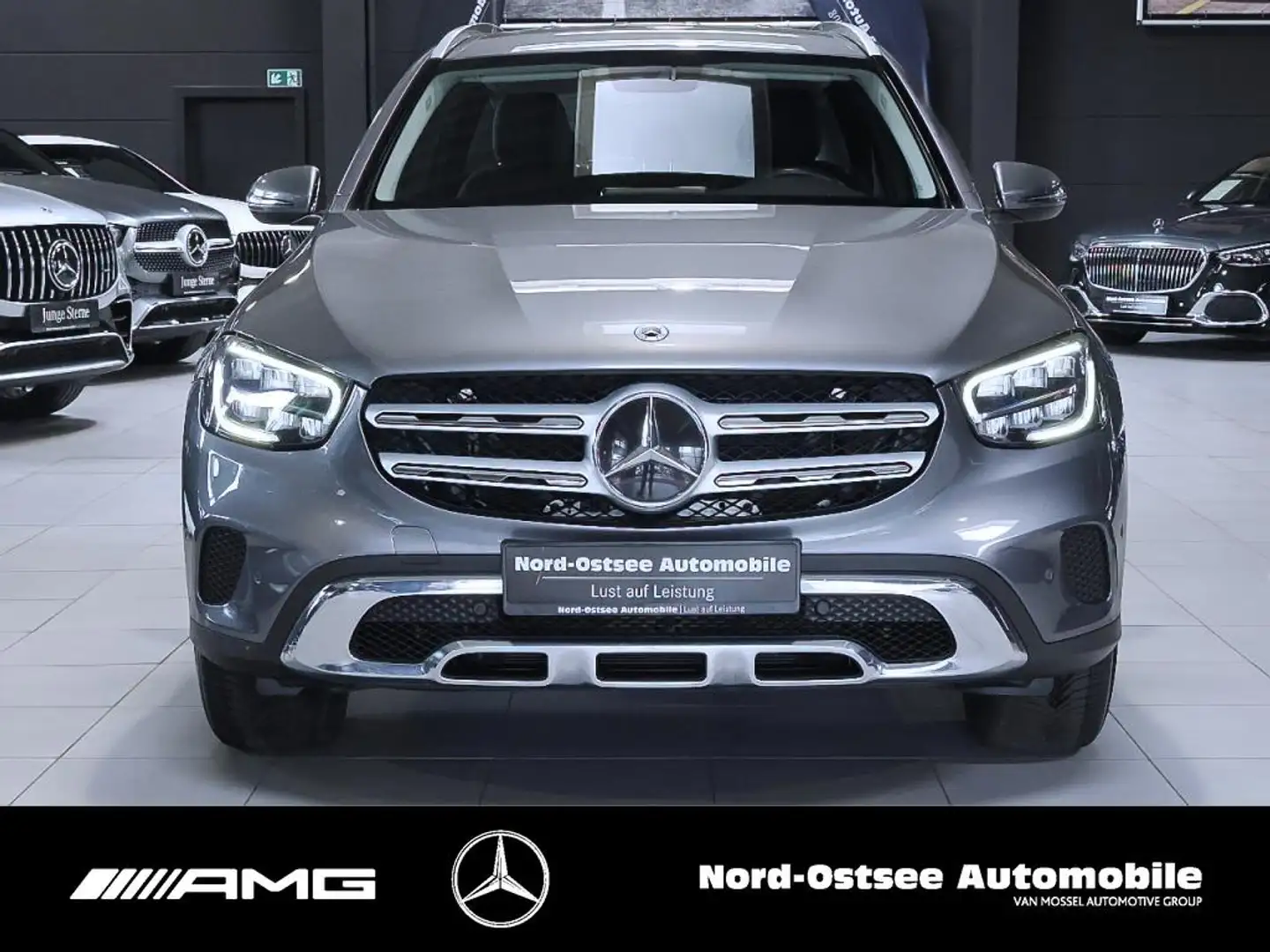 Mercedes-Benz GLC 300 e 4M AHK LED KAMERA SITZHEIZUNG OFF-ROAD Gris - 2