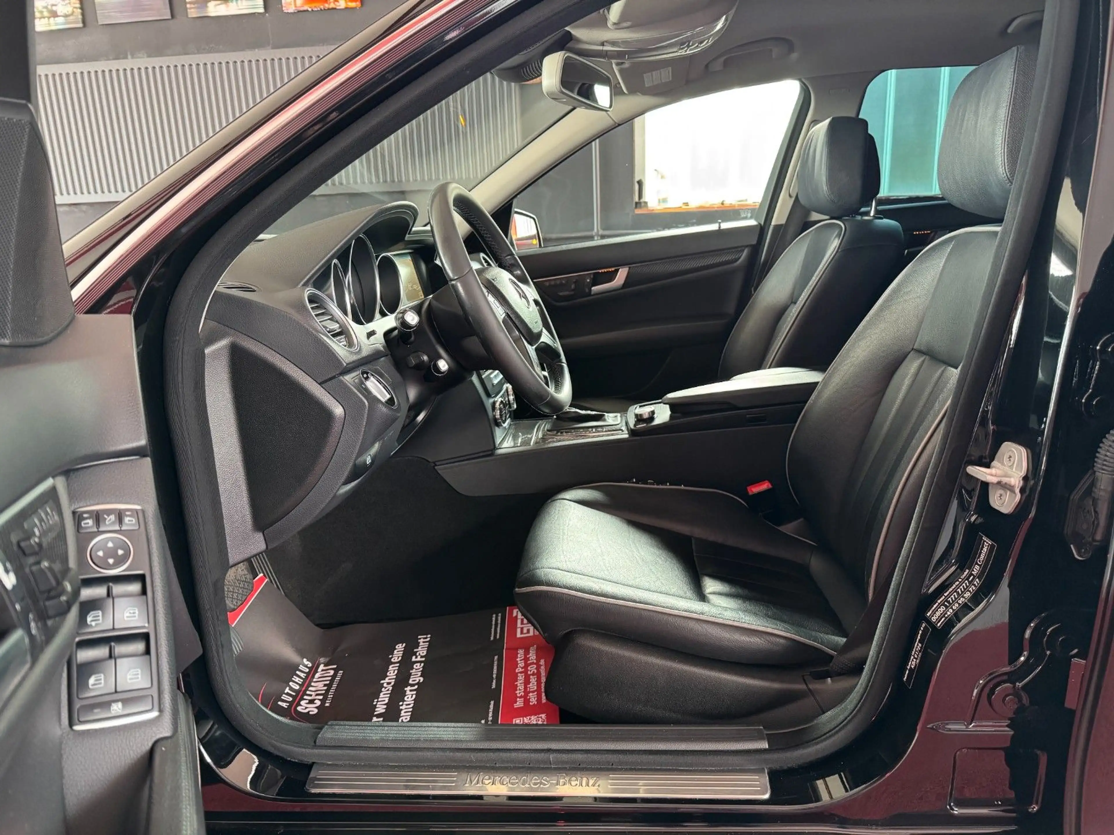 Mercedes-Benz C 300 CDI 4Matic Standheizung Memory ILS Keyless — photo 10