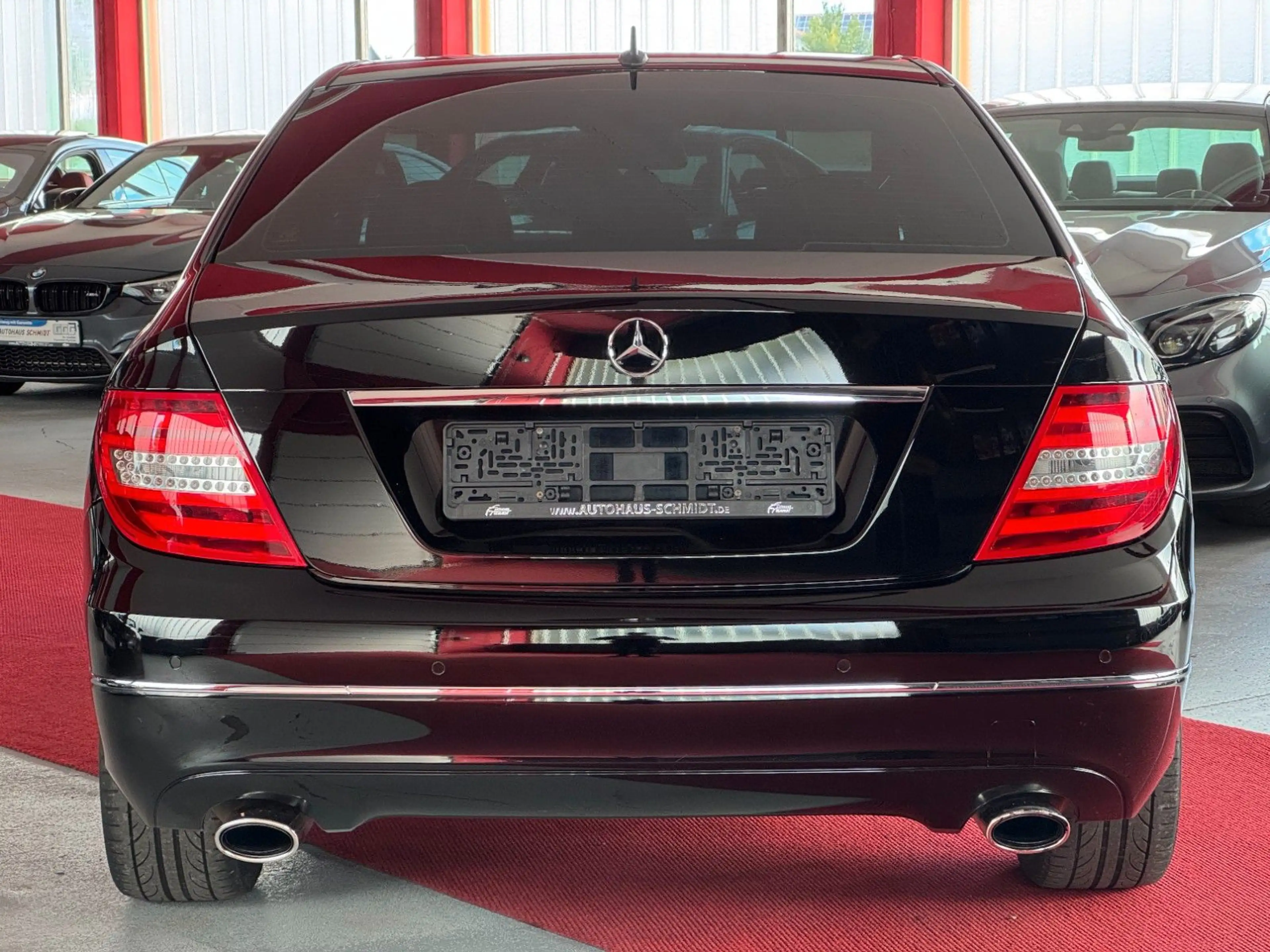 Mercedes-Benz C 300 CDI 4Matic Standheizung Memory ILS Keyless — photo 7