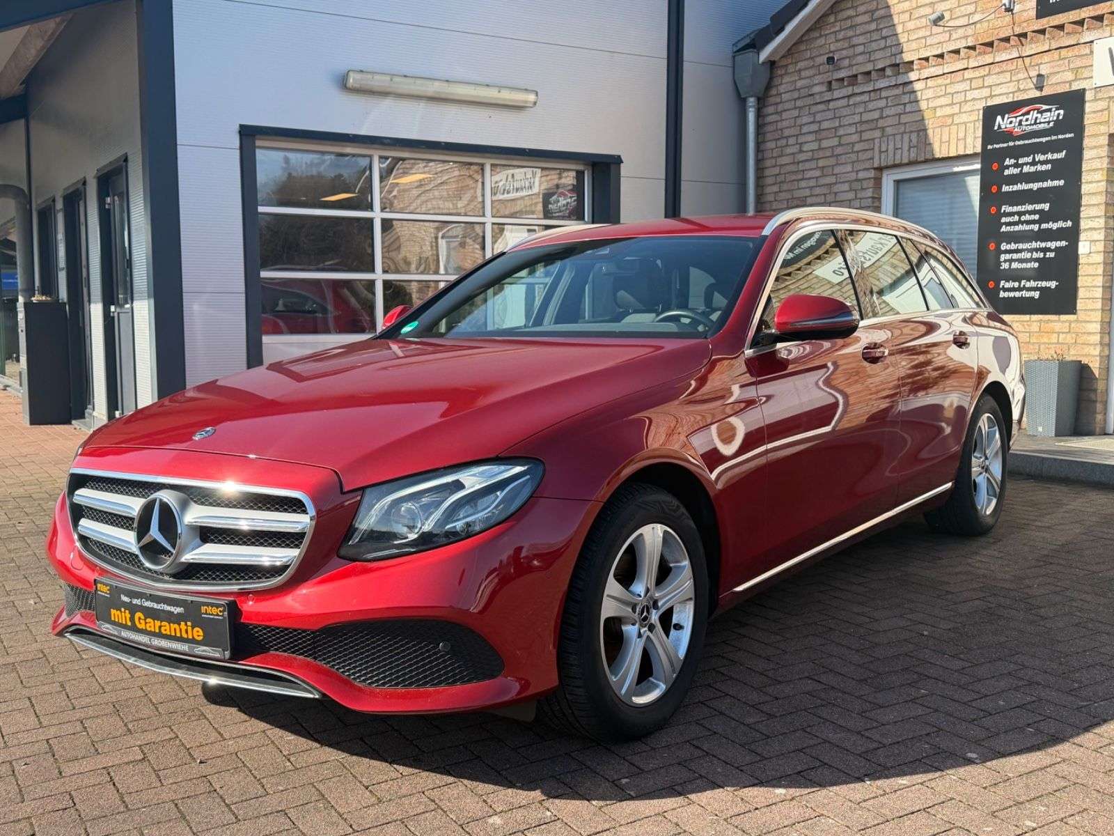 Second hand Mercedes Benz E-Class 220 D