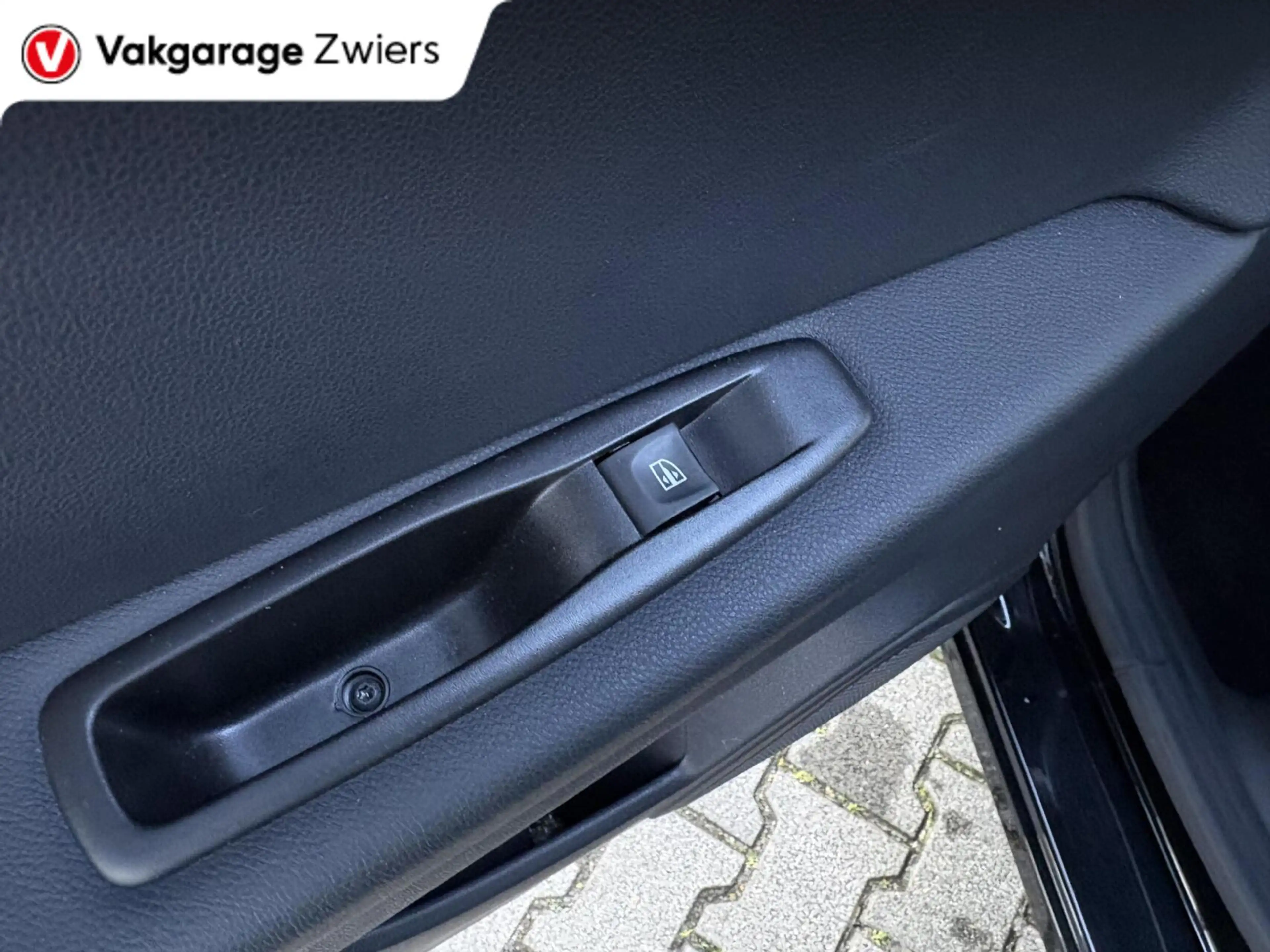 Renault Captur 1.3 TCe Intens |Camera|Cruise|Dodehoek|Navi. — photo 35