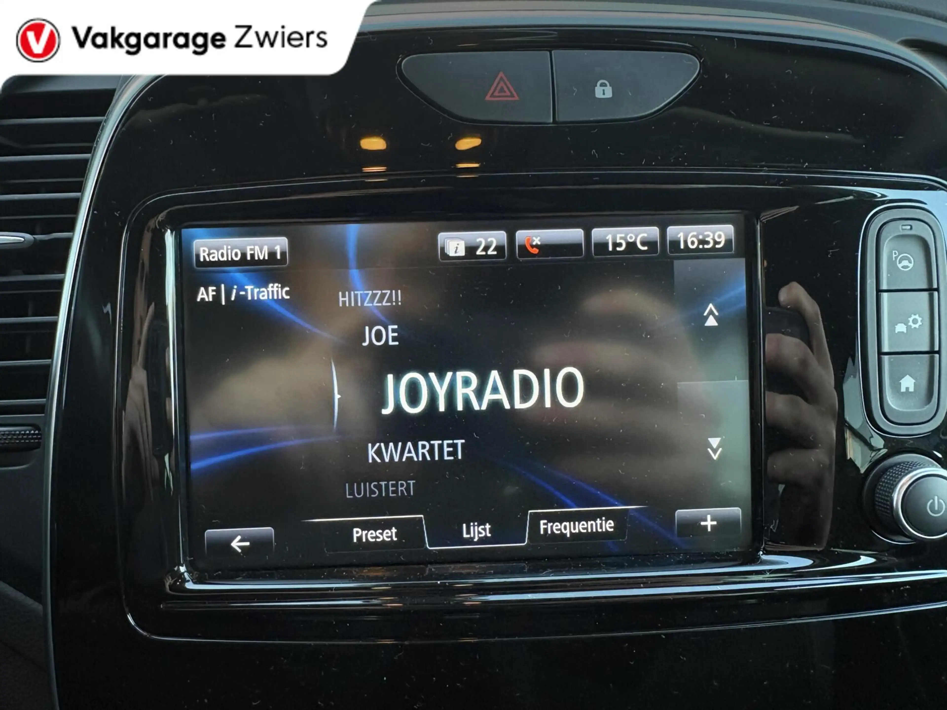 Renault Captur 1.3 TCe Intens |Camera|Cruise|Dodehoek|Navi. — photo 24