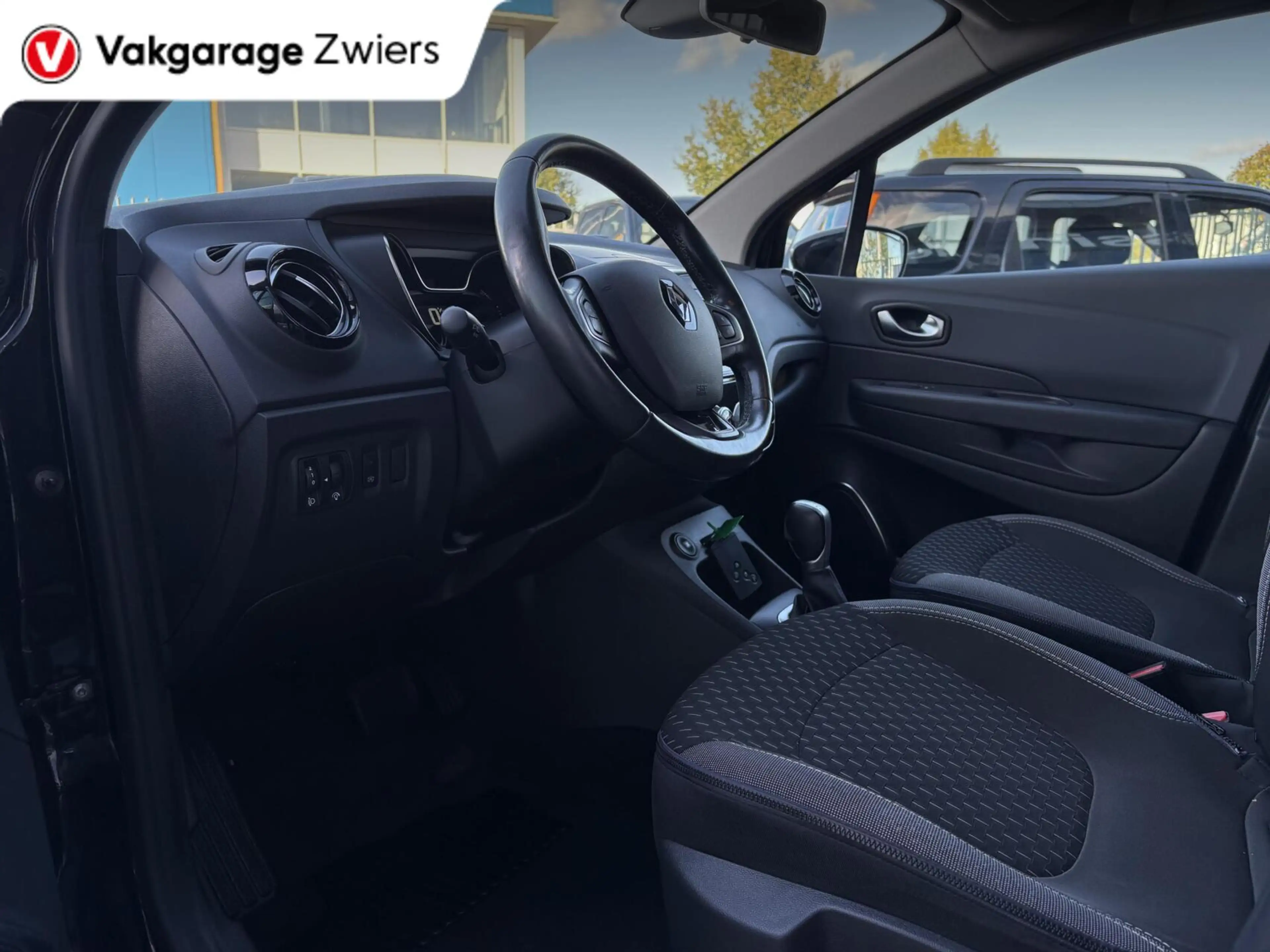 Renault Captur 1.3 TCe Intens |Camera|Cruise|Dodehoek|Navi. — photo 18