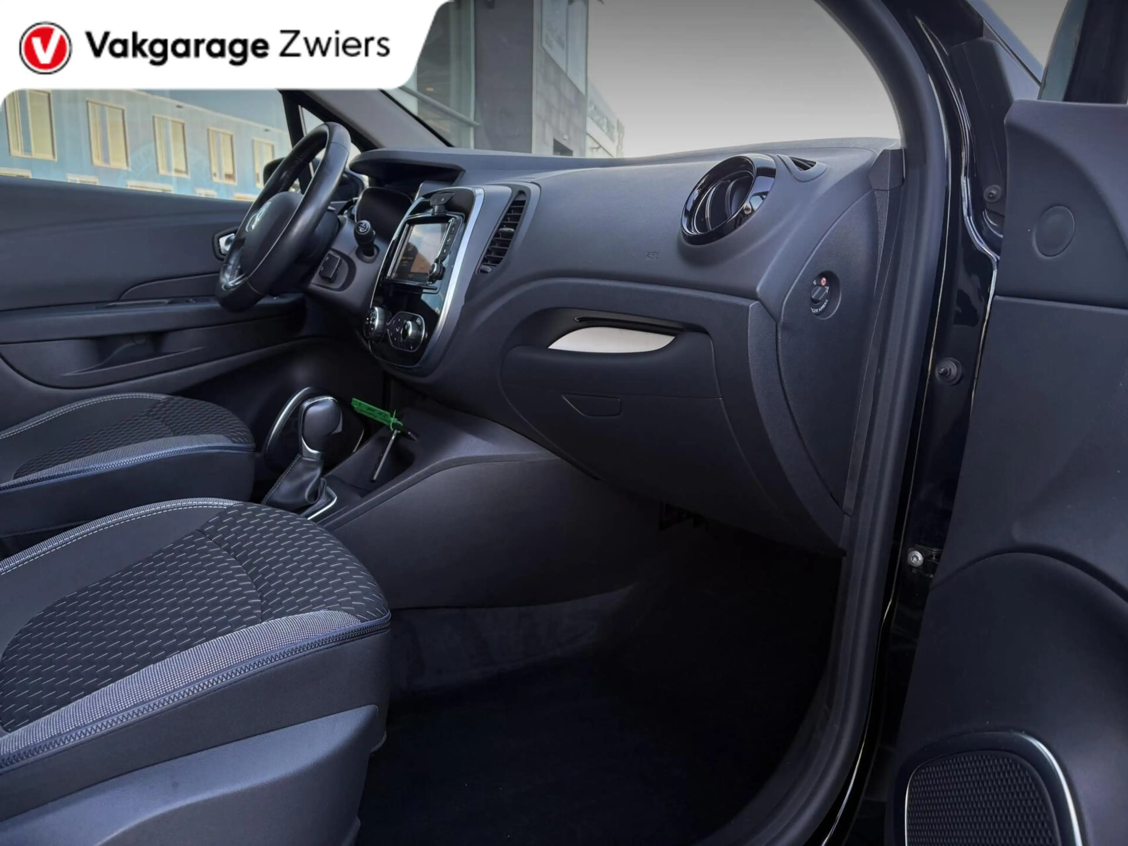 Renault Captur 1.3 TCe Intens |Camera|Cruise|Dodehoek|Navi. — photo 31