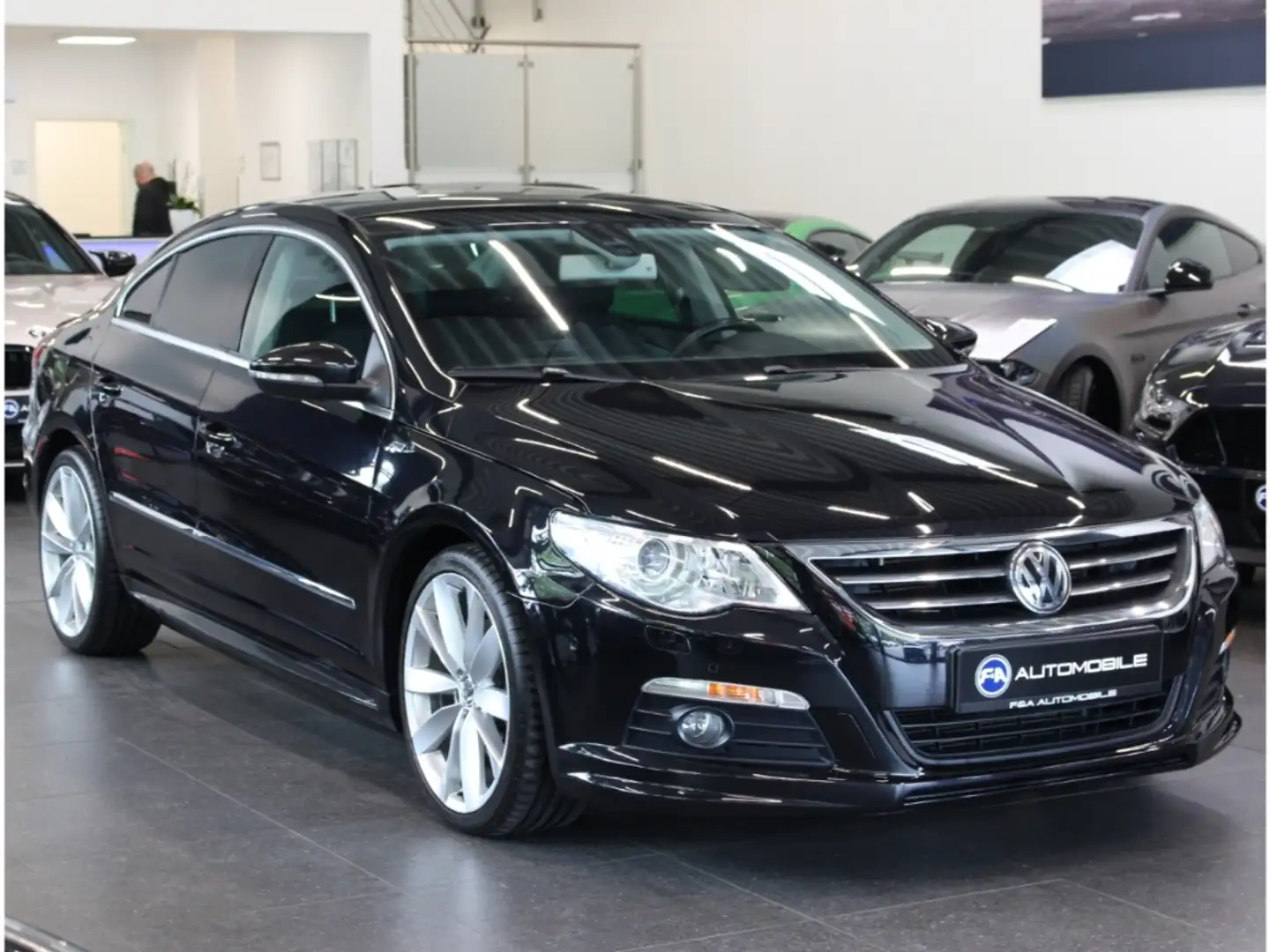 Volkswagen Passat CC 4Motion 2.0 TDI *R Line*Pano*Kamera* Negro - 2