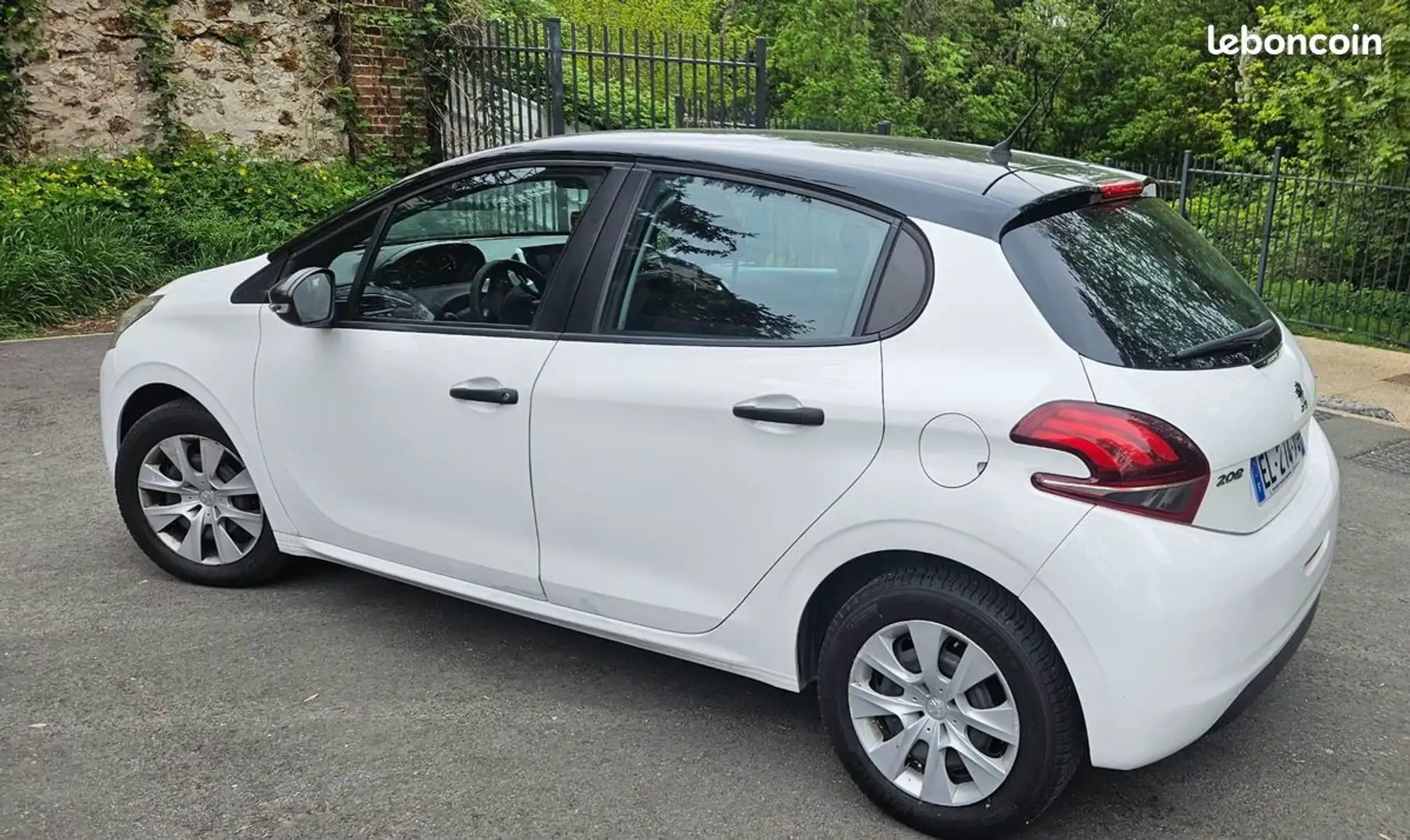 Peugeot 208 Blanc - 1