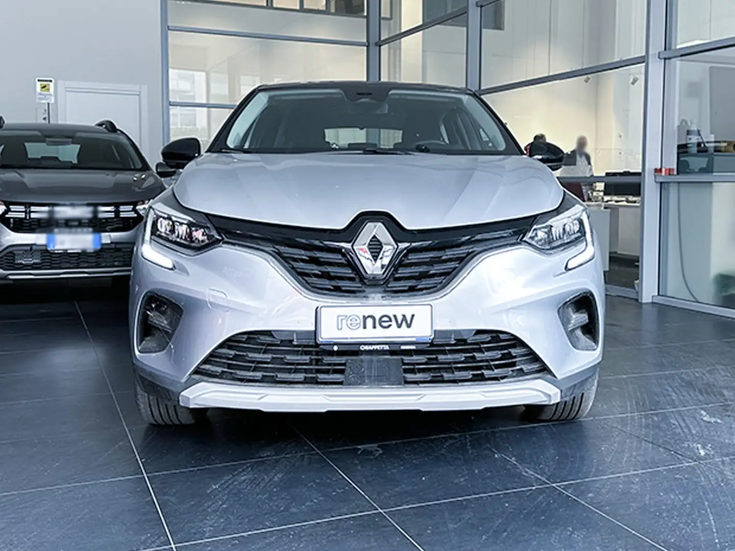Renault Captur 1.6 e-tech full hybrid equilibre 145cv auto Grigio - 2