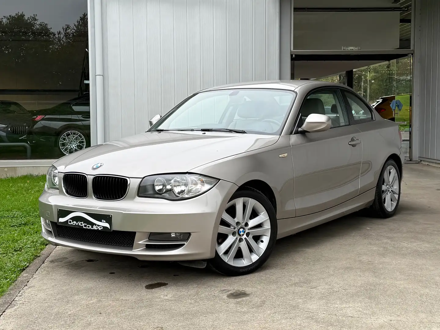 BMW 120 Garantie, Navigation, Cuir Grijs - 1