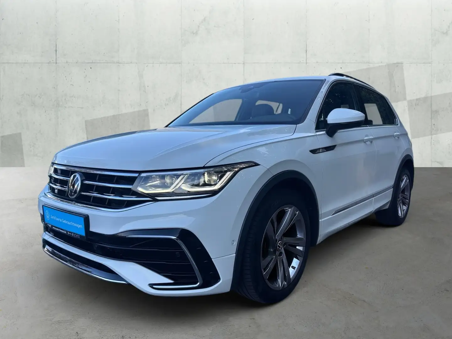 Volkswagen Tiguan 1.5 TSI DSG R-LINE *IQ.LIGHT *AHK *RKAM *ACC *"19 Weiß - 2