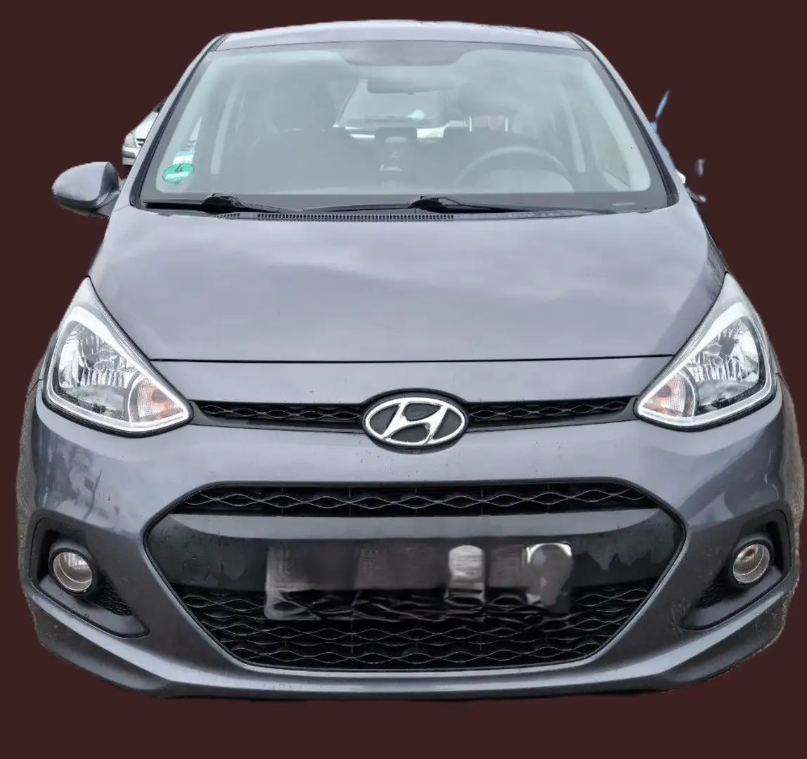 Hyundai i10 i10 1.0 Classic Gris - 1