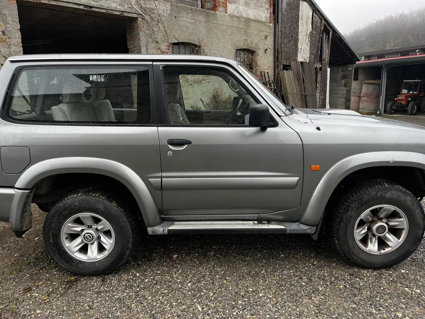 Nissan Patrol GR HT 3.0 td-di Luxury - 2
