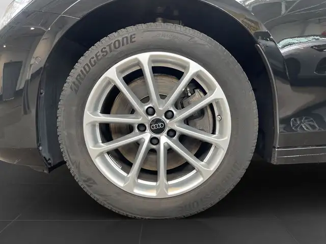 Audi A6 view 7