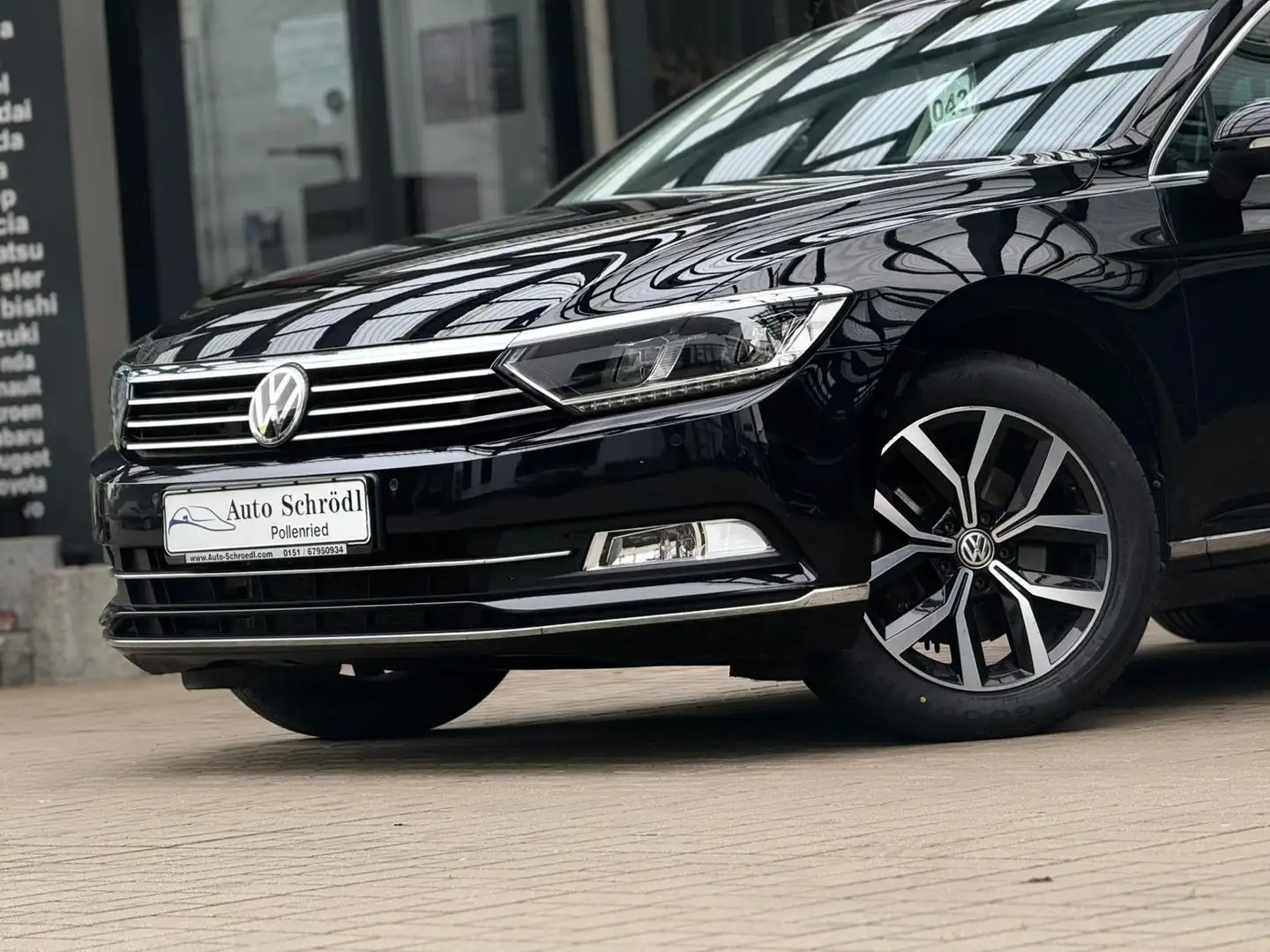Volkswagen Passat Variant Highline 2.0 TDI DSG, AHK, ACC, Virtual Schwarz - 2