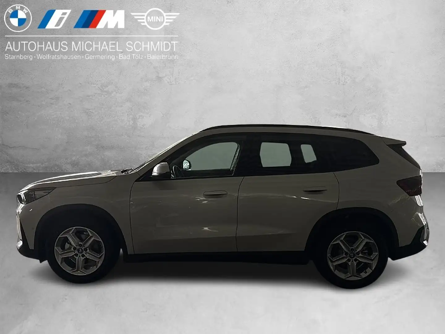 BMW iX1 eDrive20 DAB LED RFK Komfortzg. Klimaaut. Wit - 2