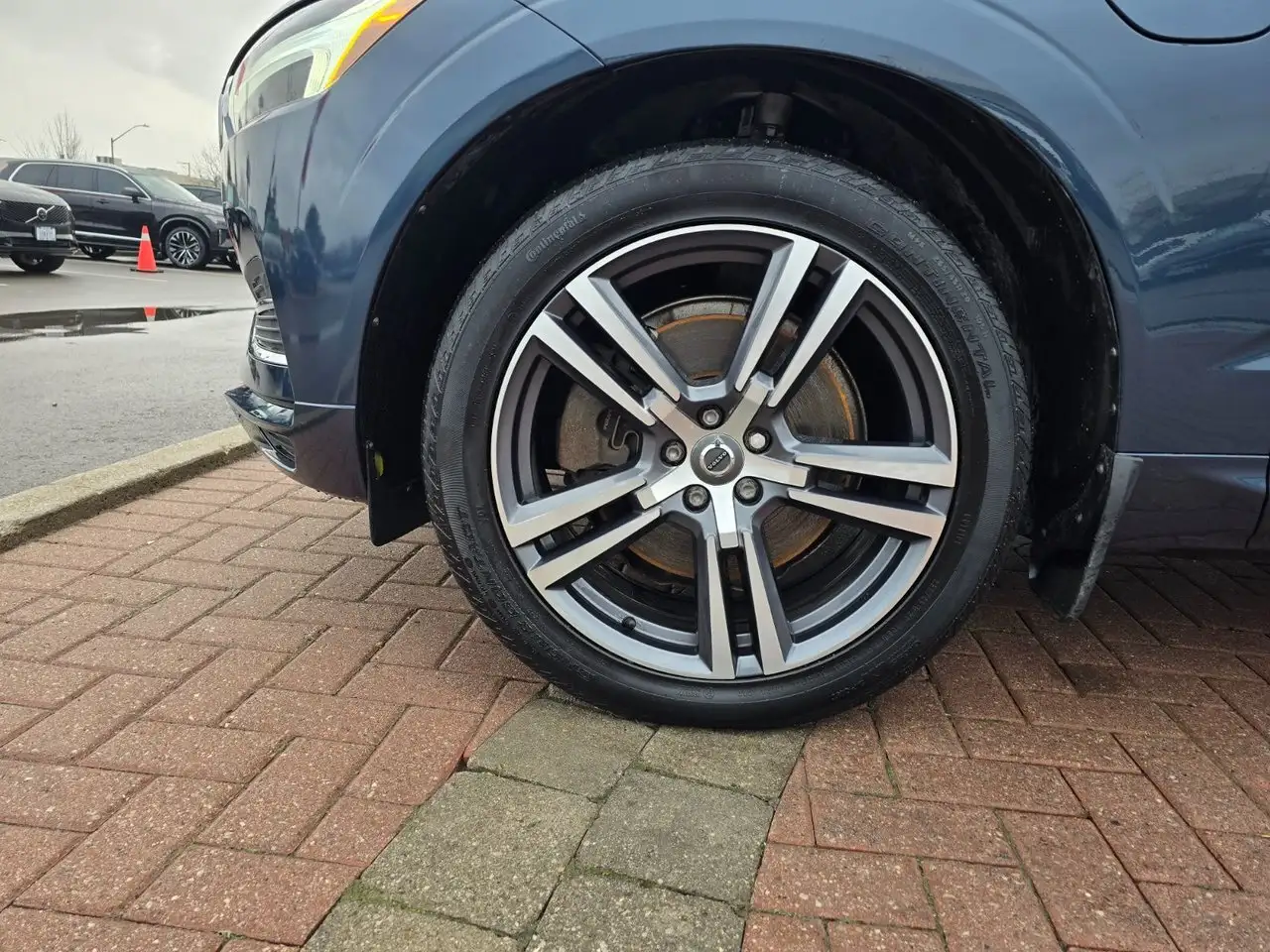 Volvo XC60 снимка Volvo XC60