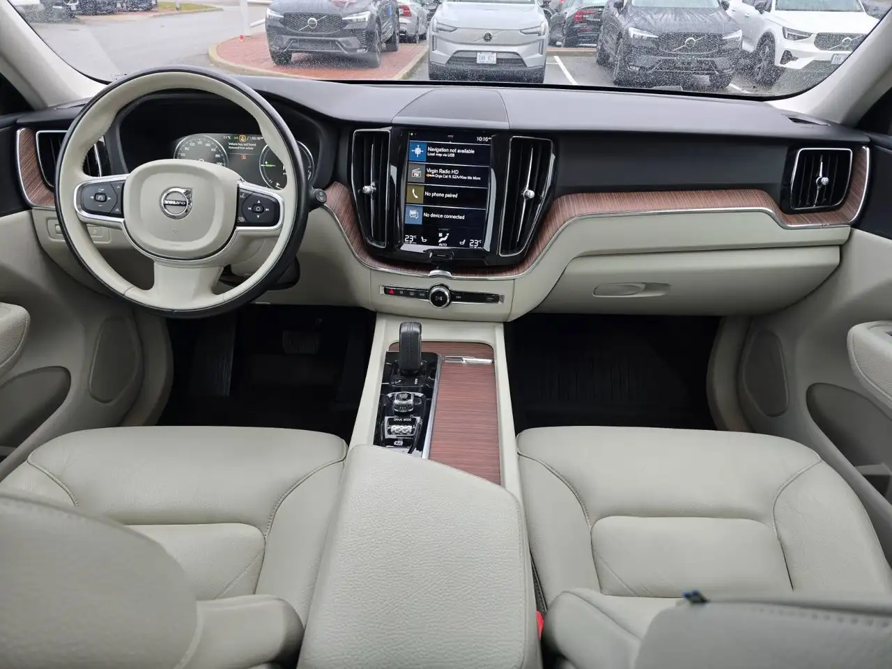 Volvo XC60 снимка Volvo XC60