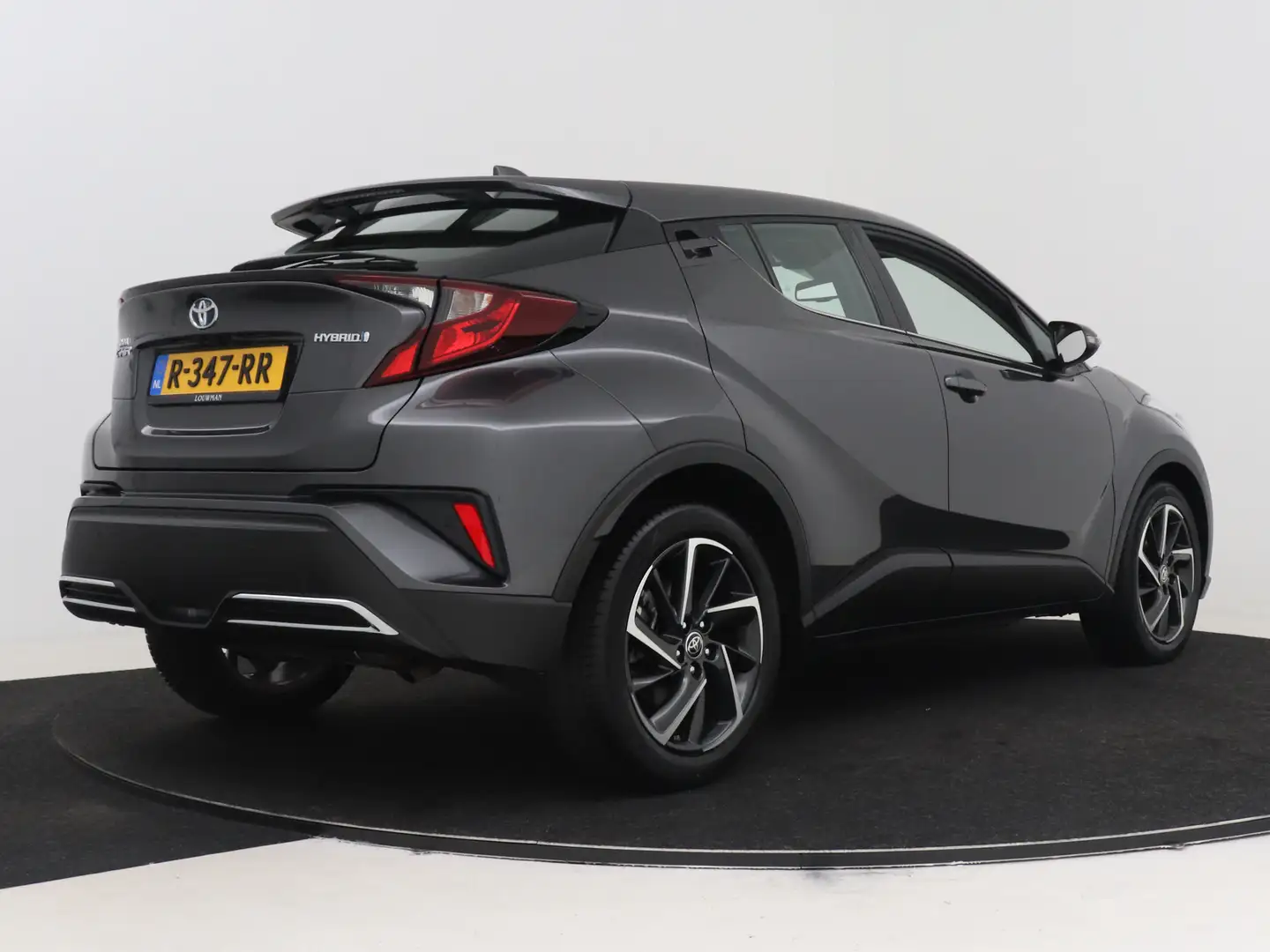 Toyota C-HR 2.0 Hybrid Dynamic Grijs - 2