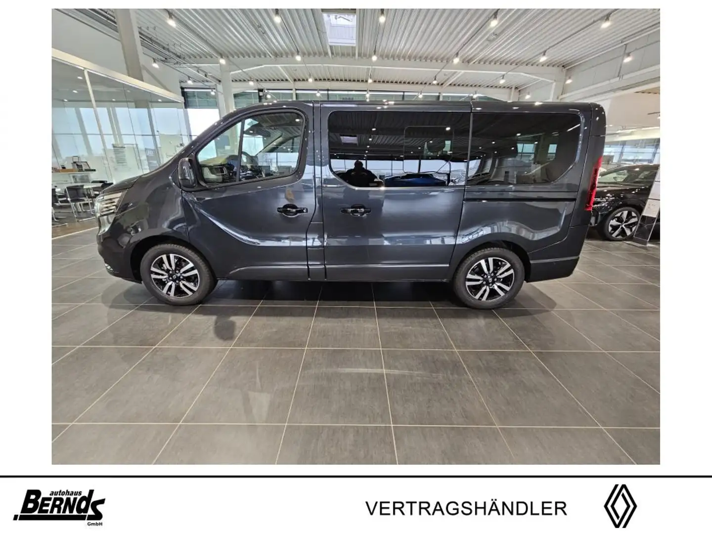 Renault Trafic Blue dCi 170 EDC Spaceclass NAVI + SHZ + R-KAMERA Gris - 2
