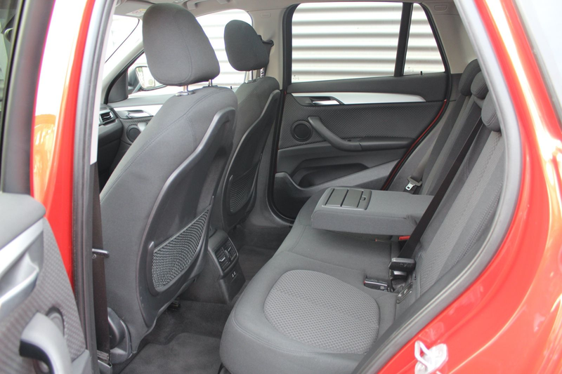 BMW X1 sDrive 18 I Advantage AUTOMATIK PANO NAVI 2.H — photo 5
