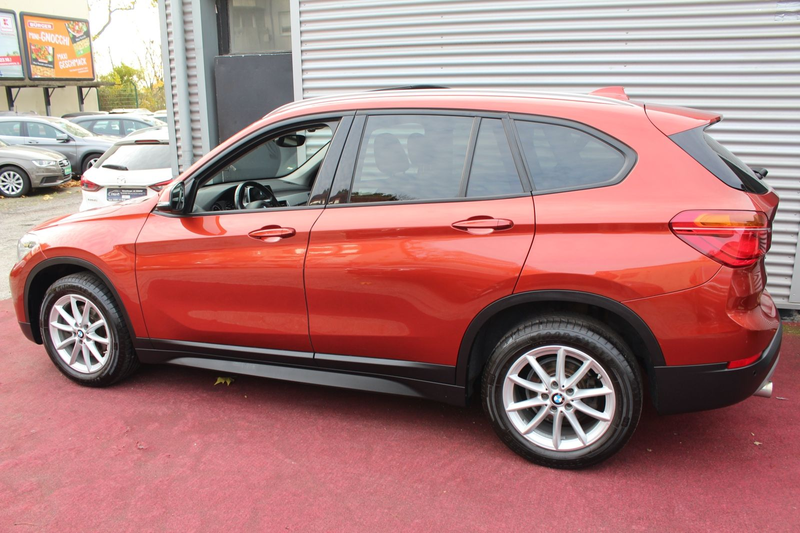 BMW X1 sDrive 18 I Advantage AUTOMATIK PANO NAVI 2.H — photo 8